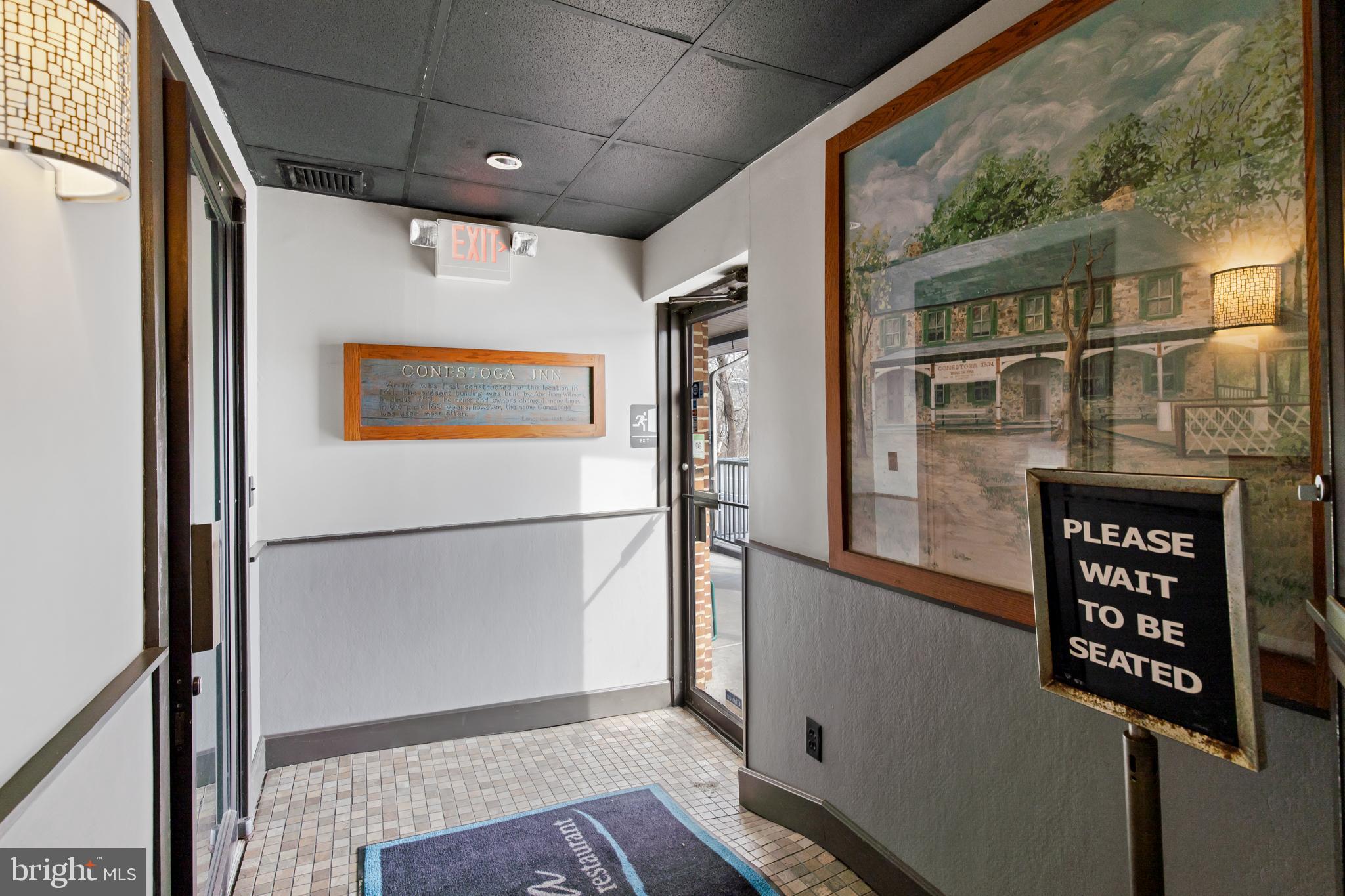 LANCASTER - Commercial Sale