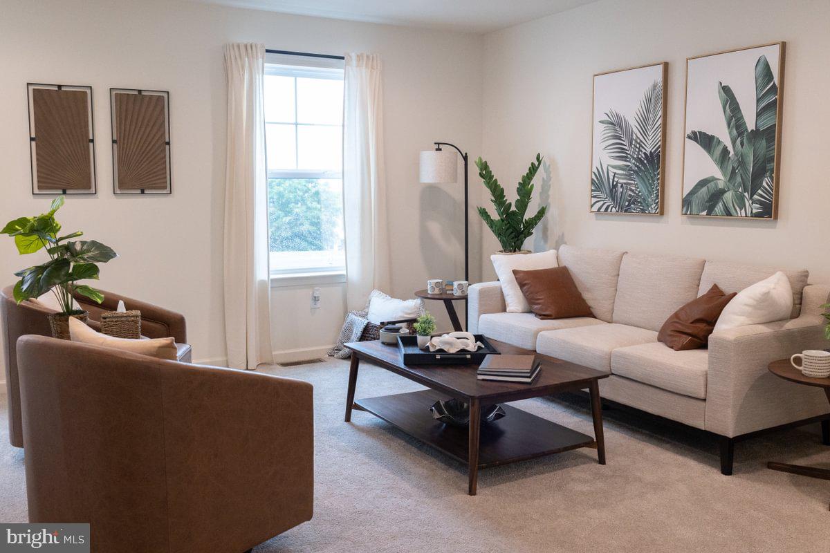 FAIRVIEW SQUARE - Residential