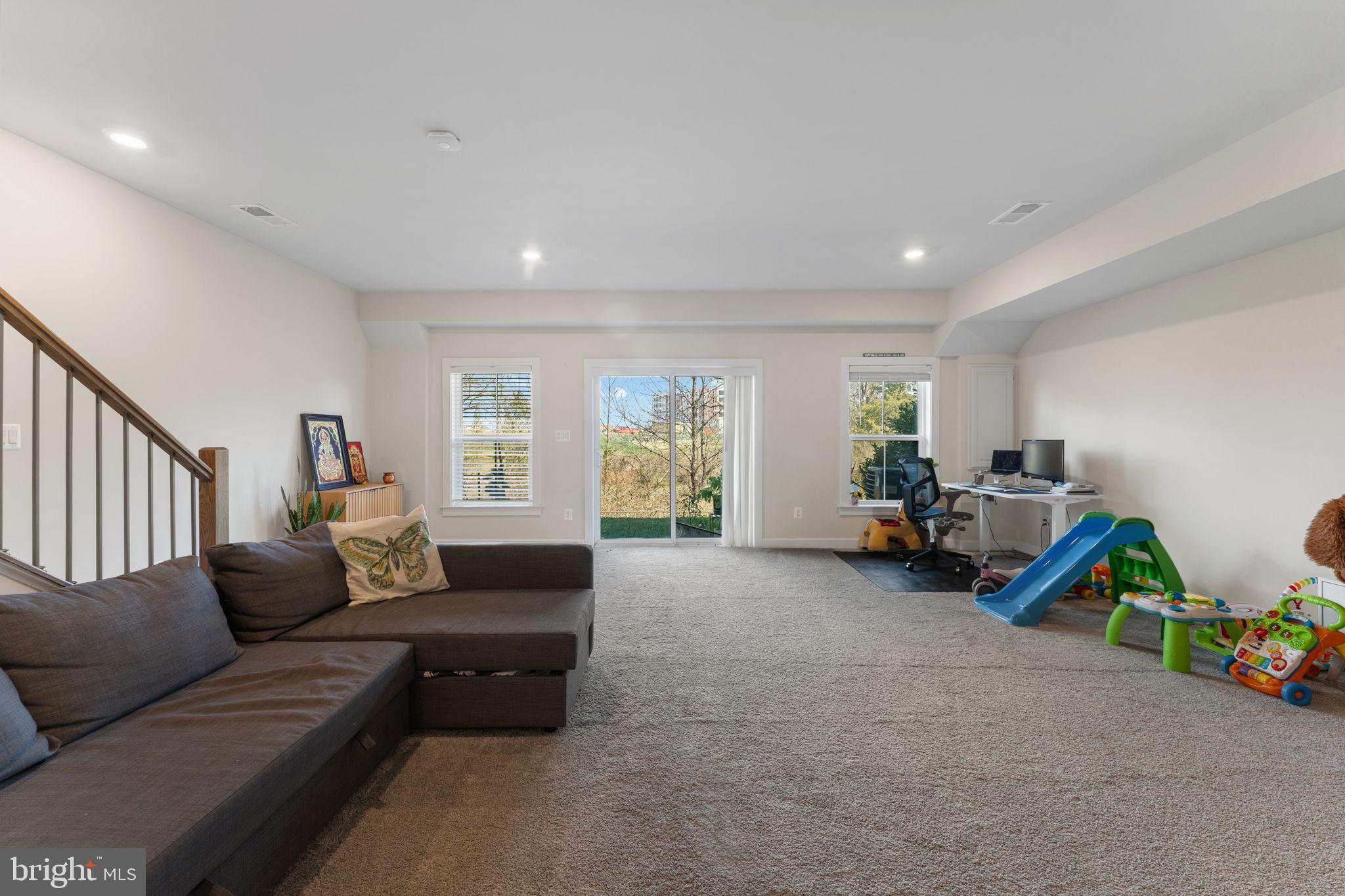 WESTMOORE AT MOOREFIELD - Residential Lease