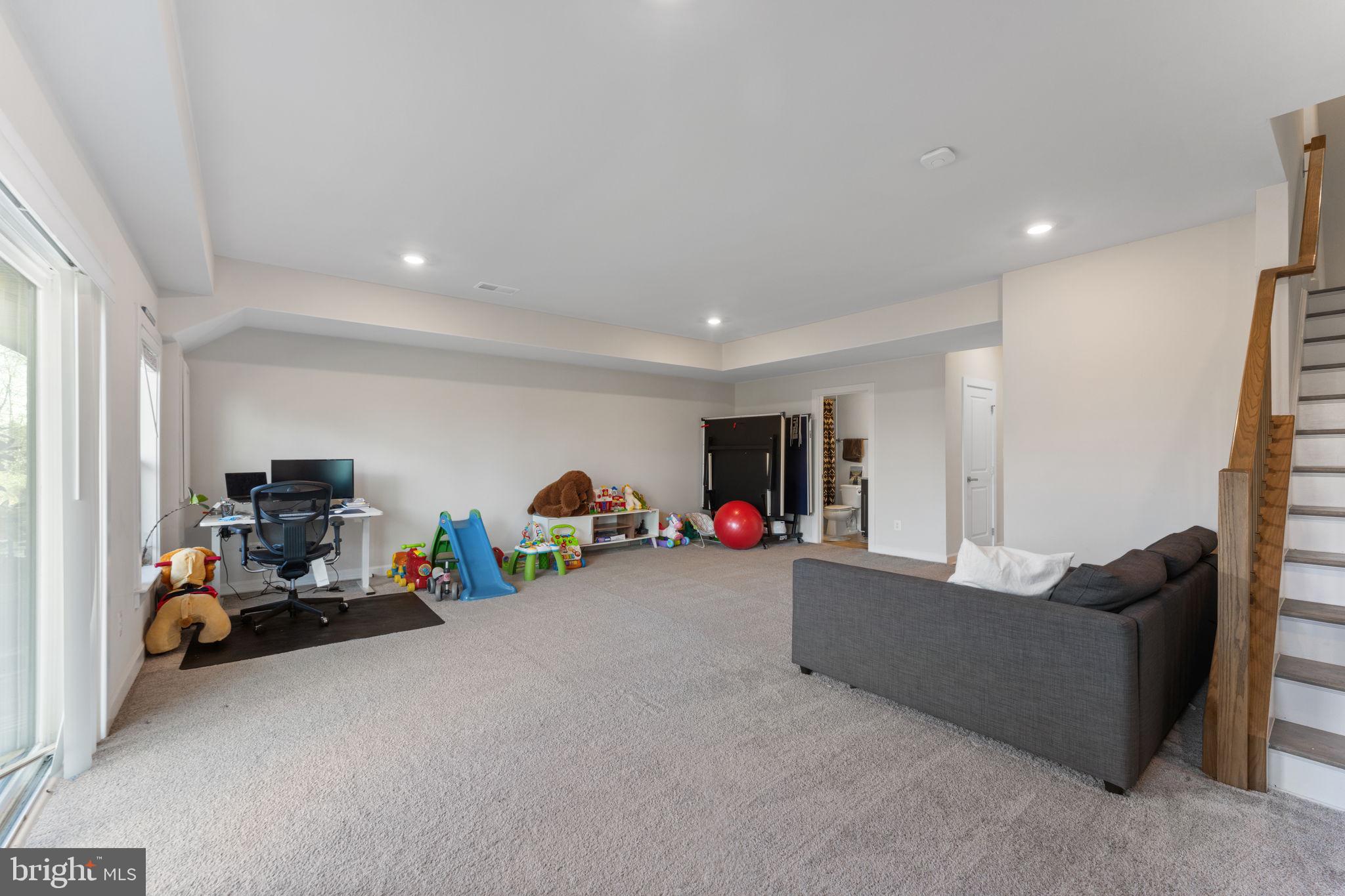 WESTMOORE AT MOOREFIELD - Residential Lease