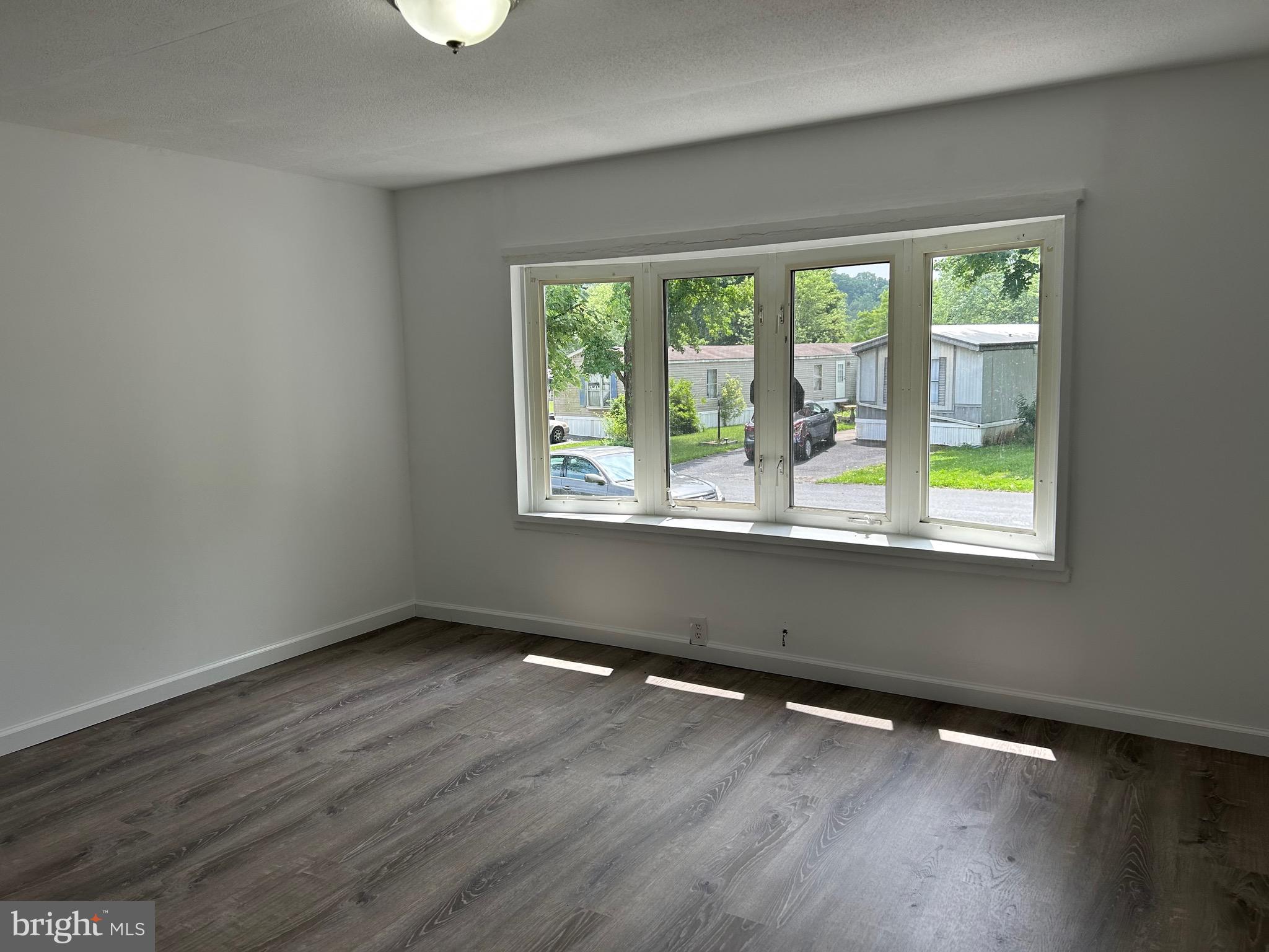 MIDDLESEX TWP - Residential