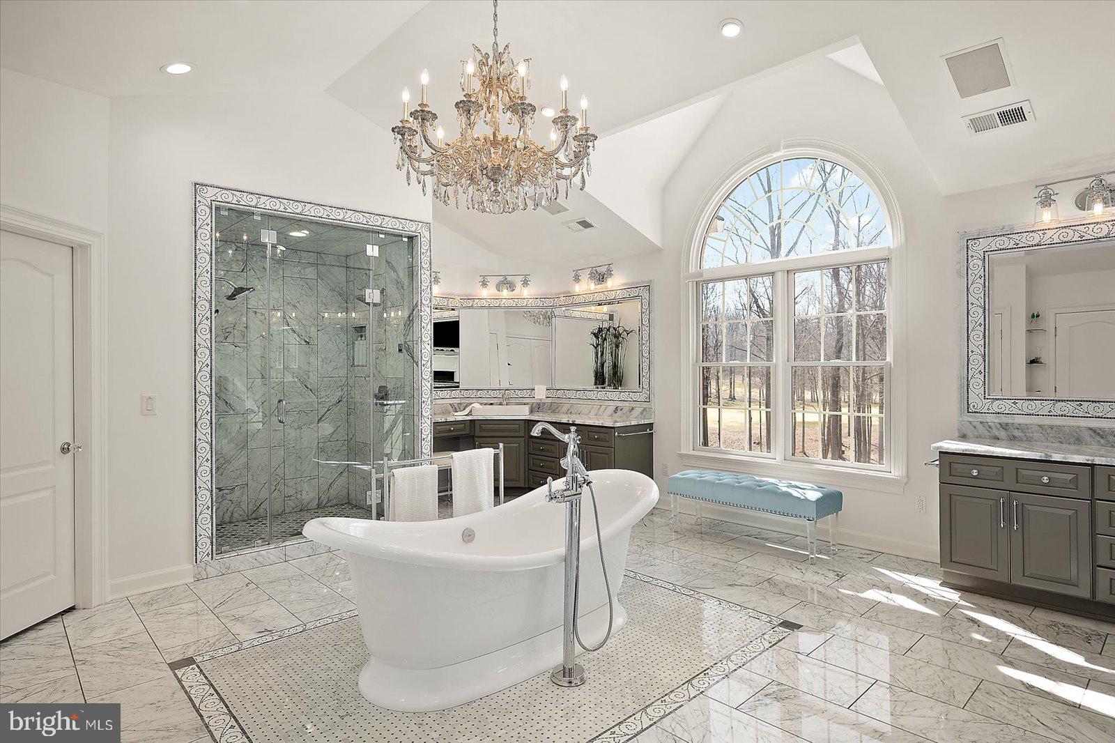 SOUTH RIVER COLONY - Residential