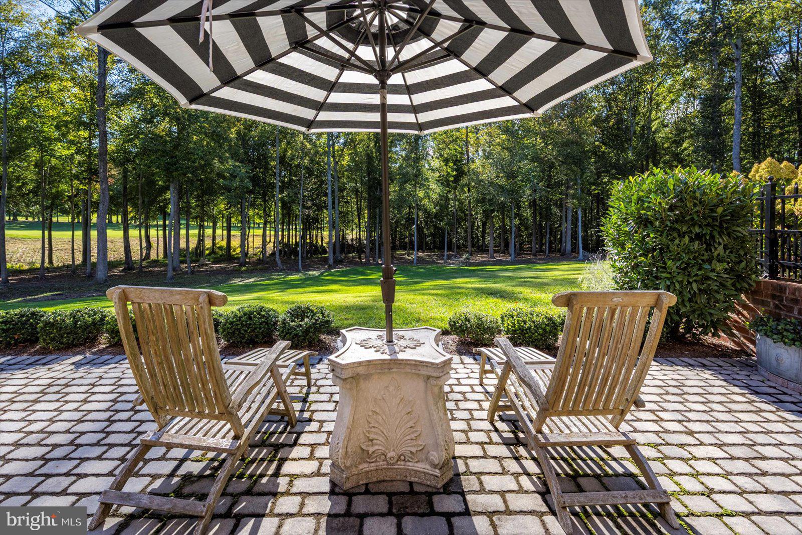 SOUTH RIVER COLONY - Residential