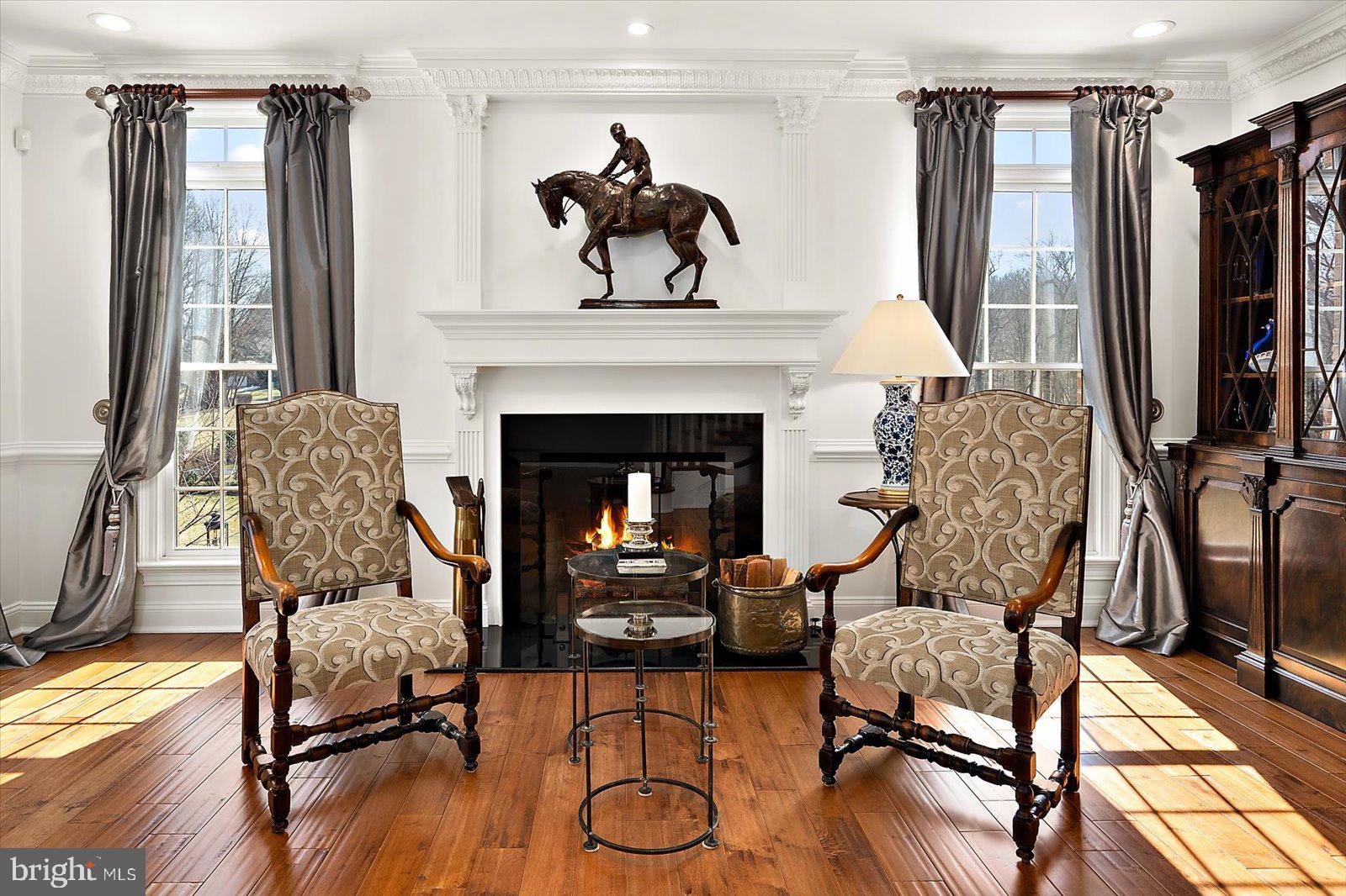 SOUTH RIVER COLONY - Residential