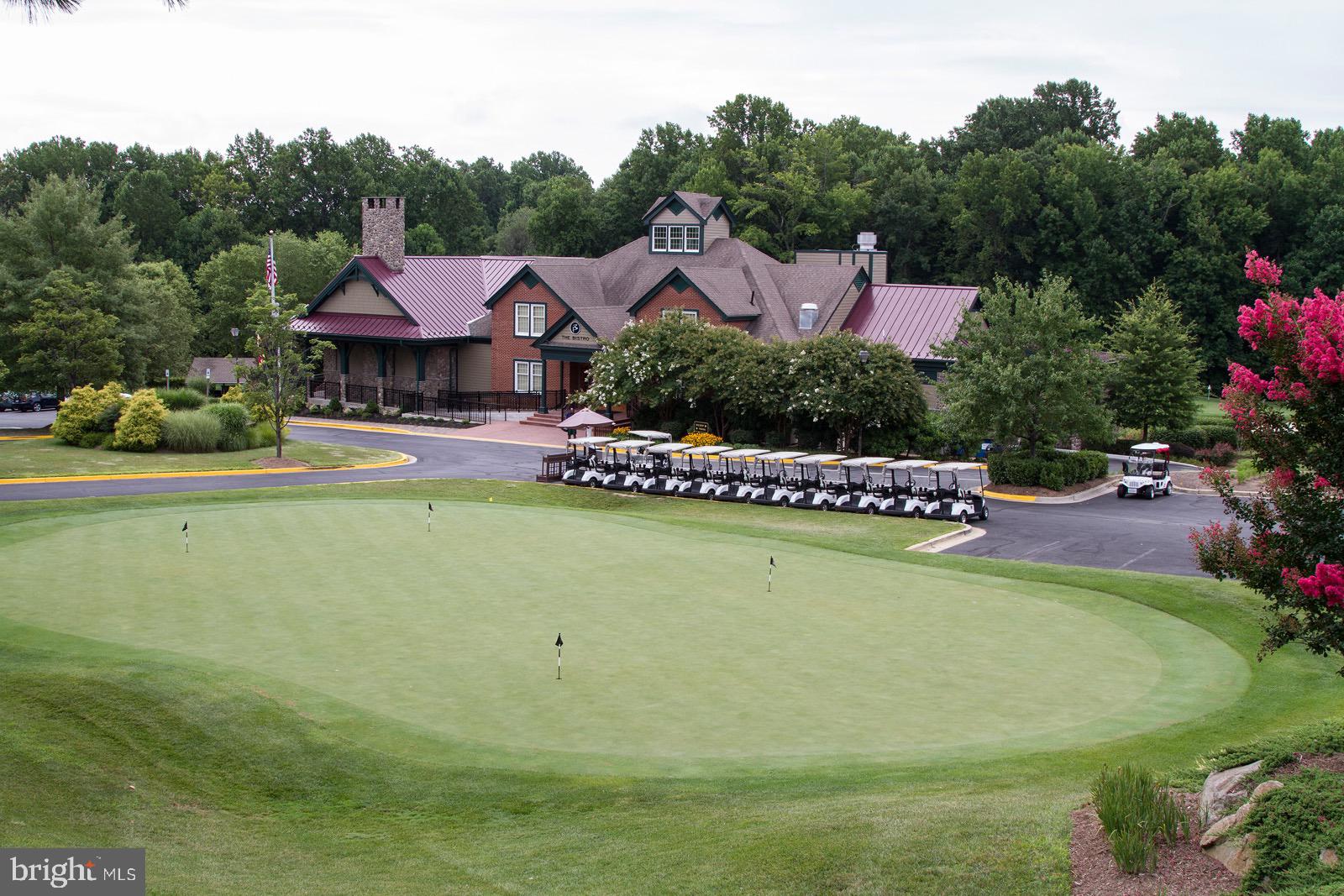 SOUTH RIVER COLONY - Residential