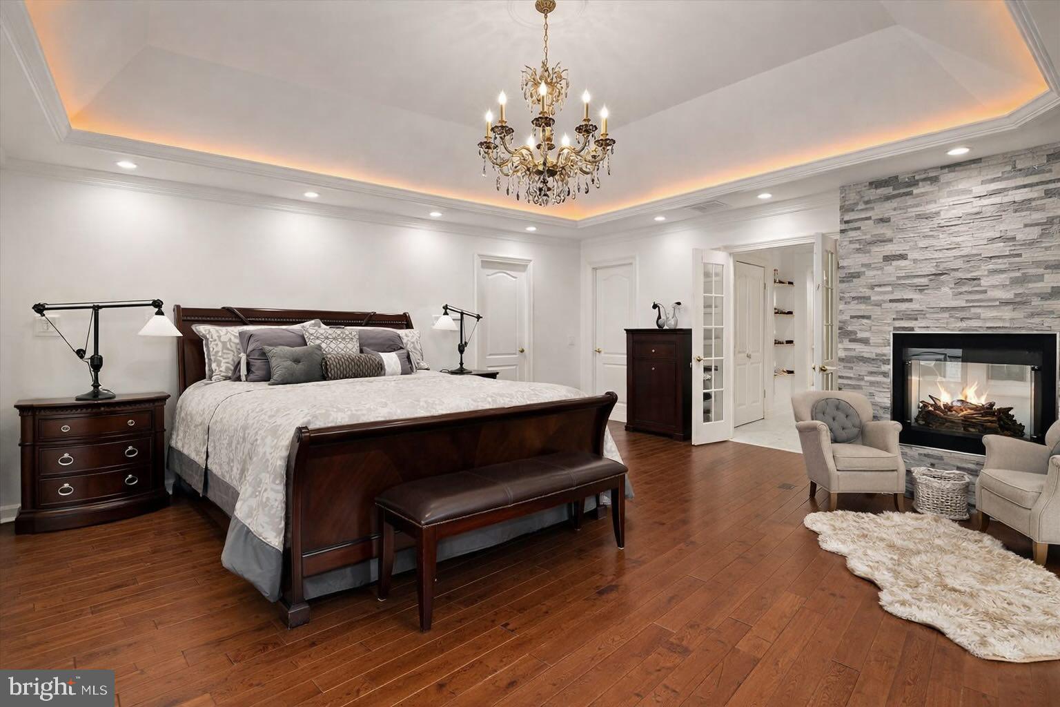 SOUTH RIVER COLONY - Residential