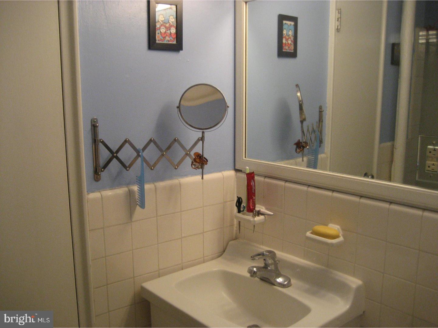 ART MUSEUM AREA - Residential Lease