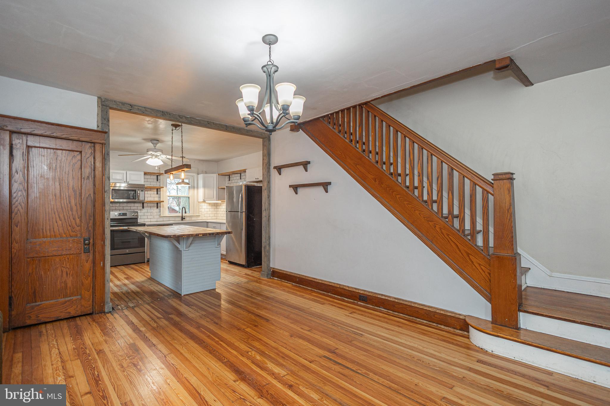 LANSDALE - Residential