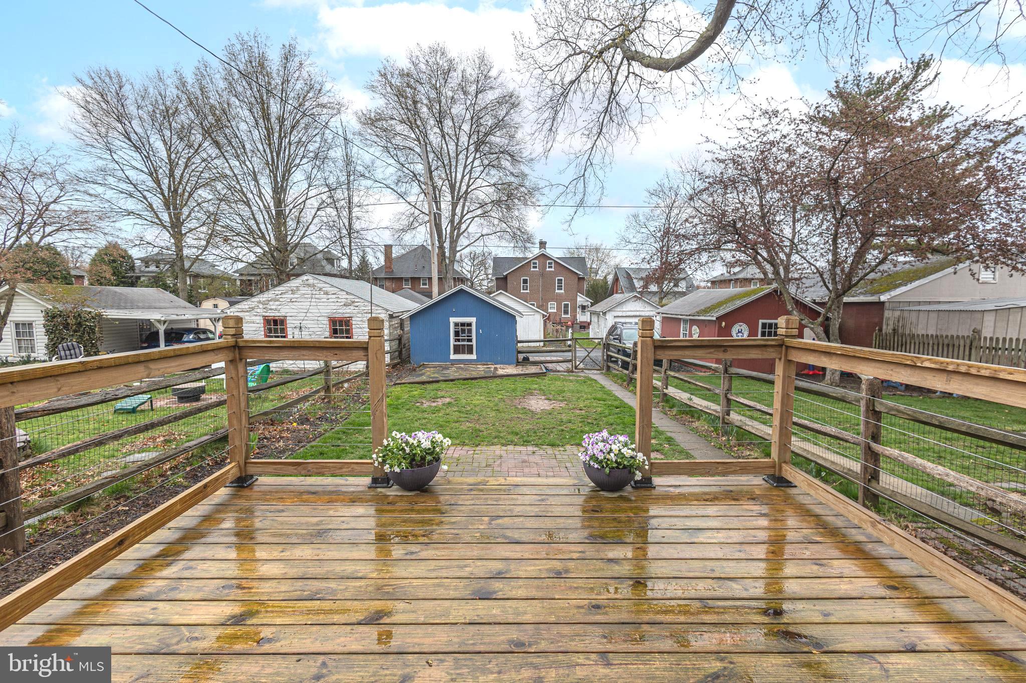 LANSDALE - Residential