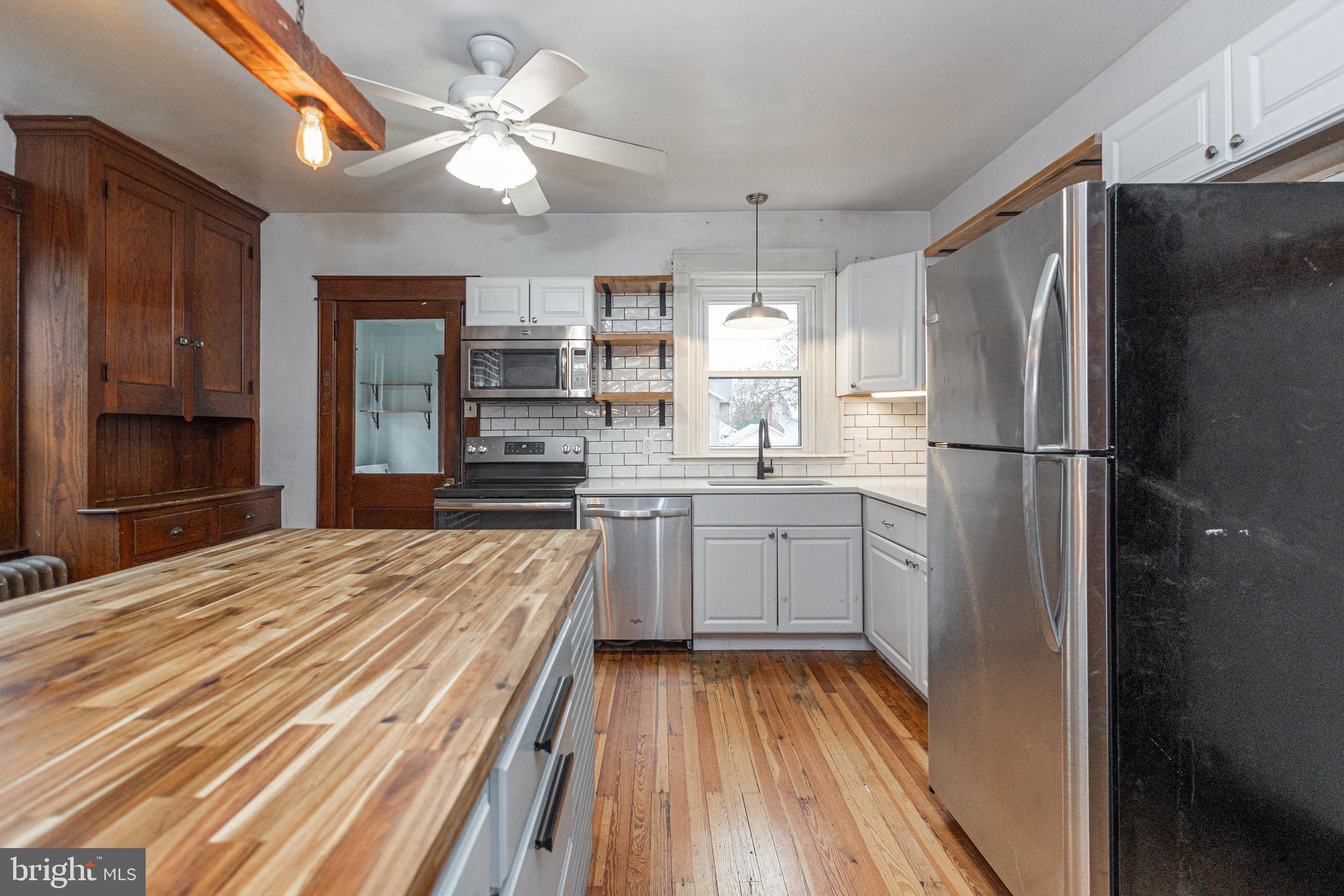 LANSDALE - Residential