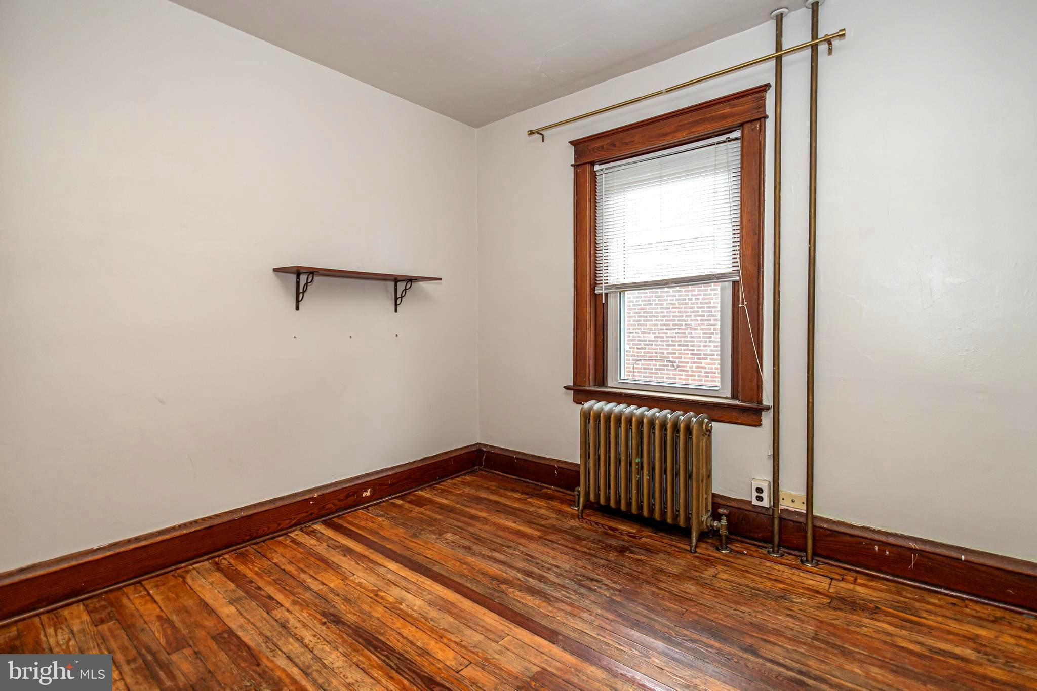 LANSDALE - Residential