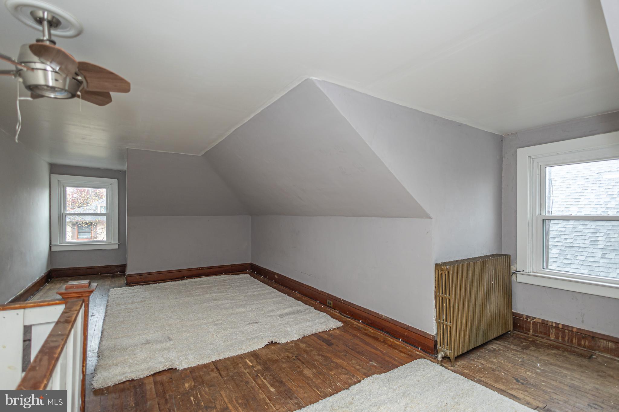 LANSDALE - Residential