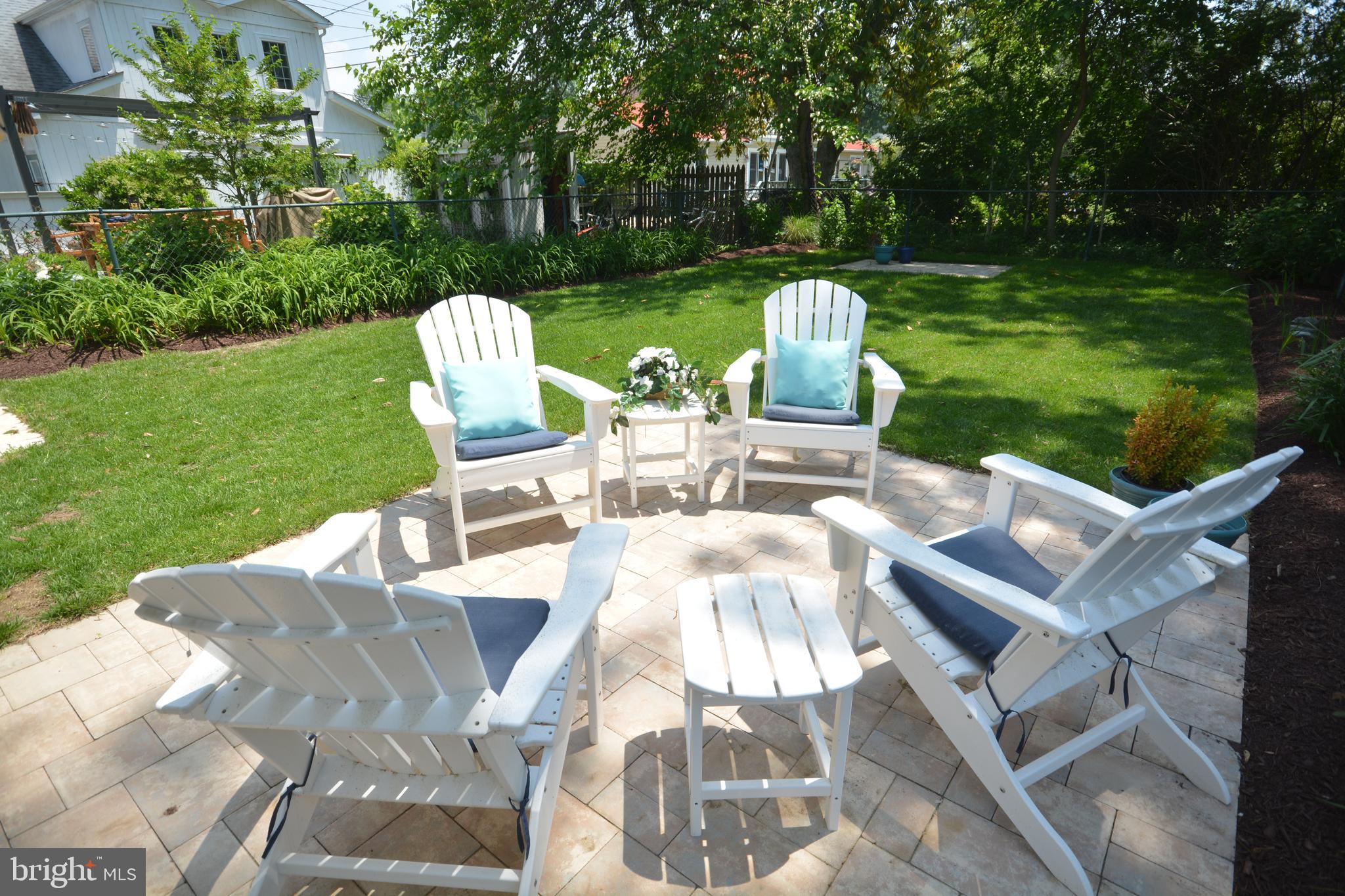 204 W CHEW AVENUE