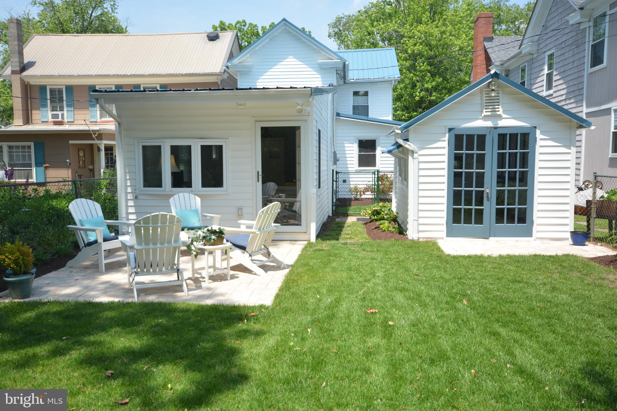 204 W CHEW AVENUE
