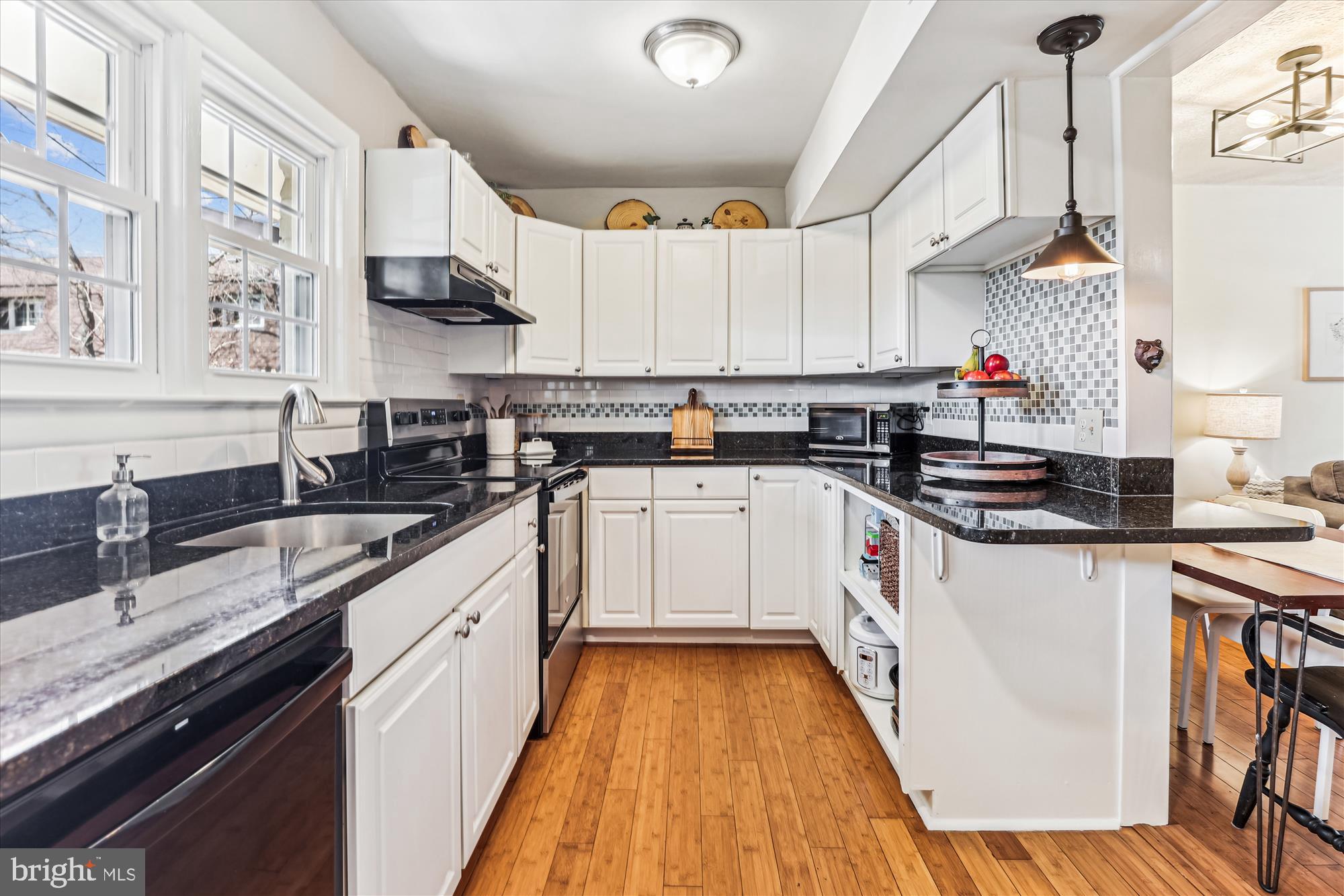 WINTER HILL - Residential