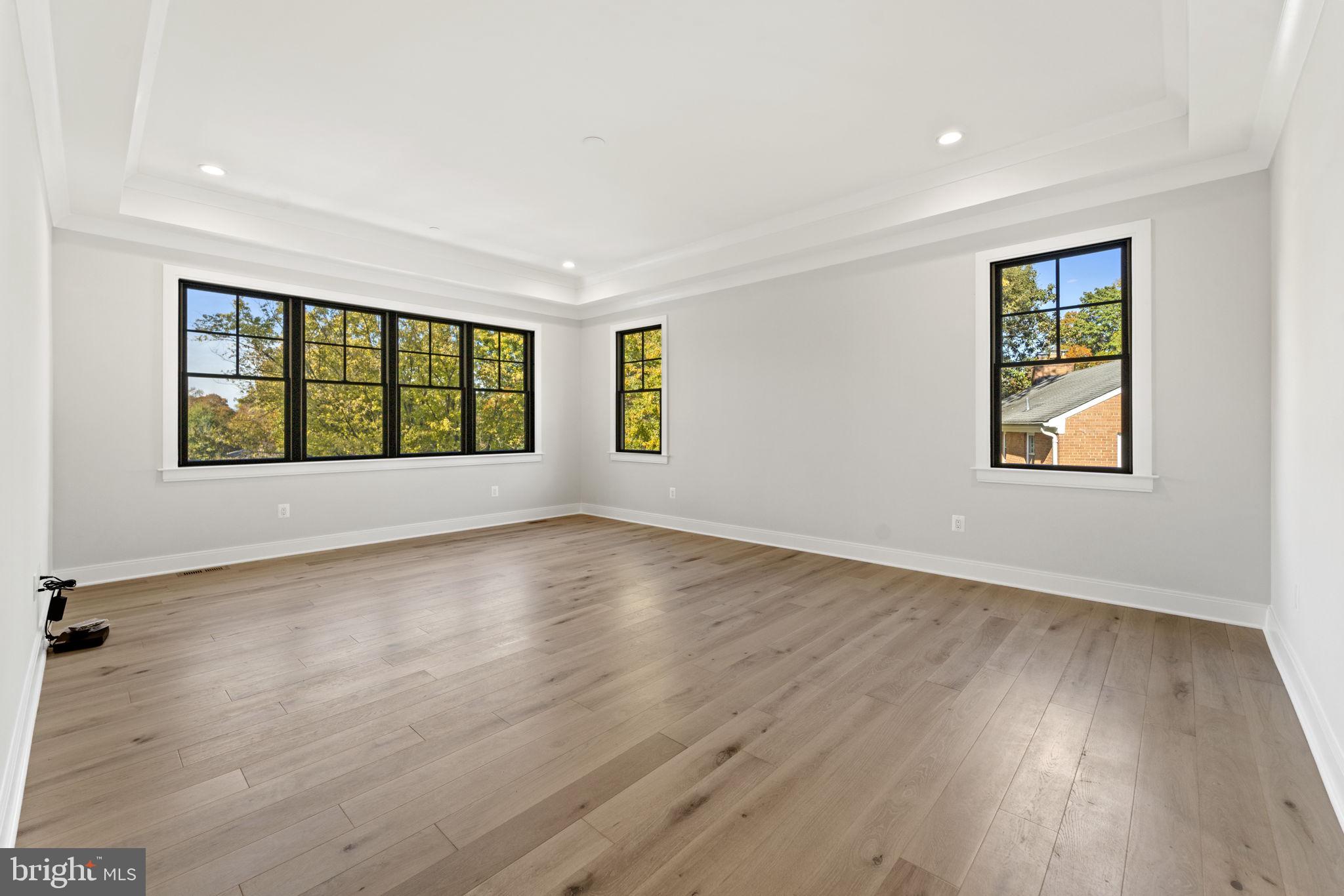 KENWOOD PARK - Residential