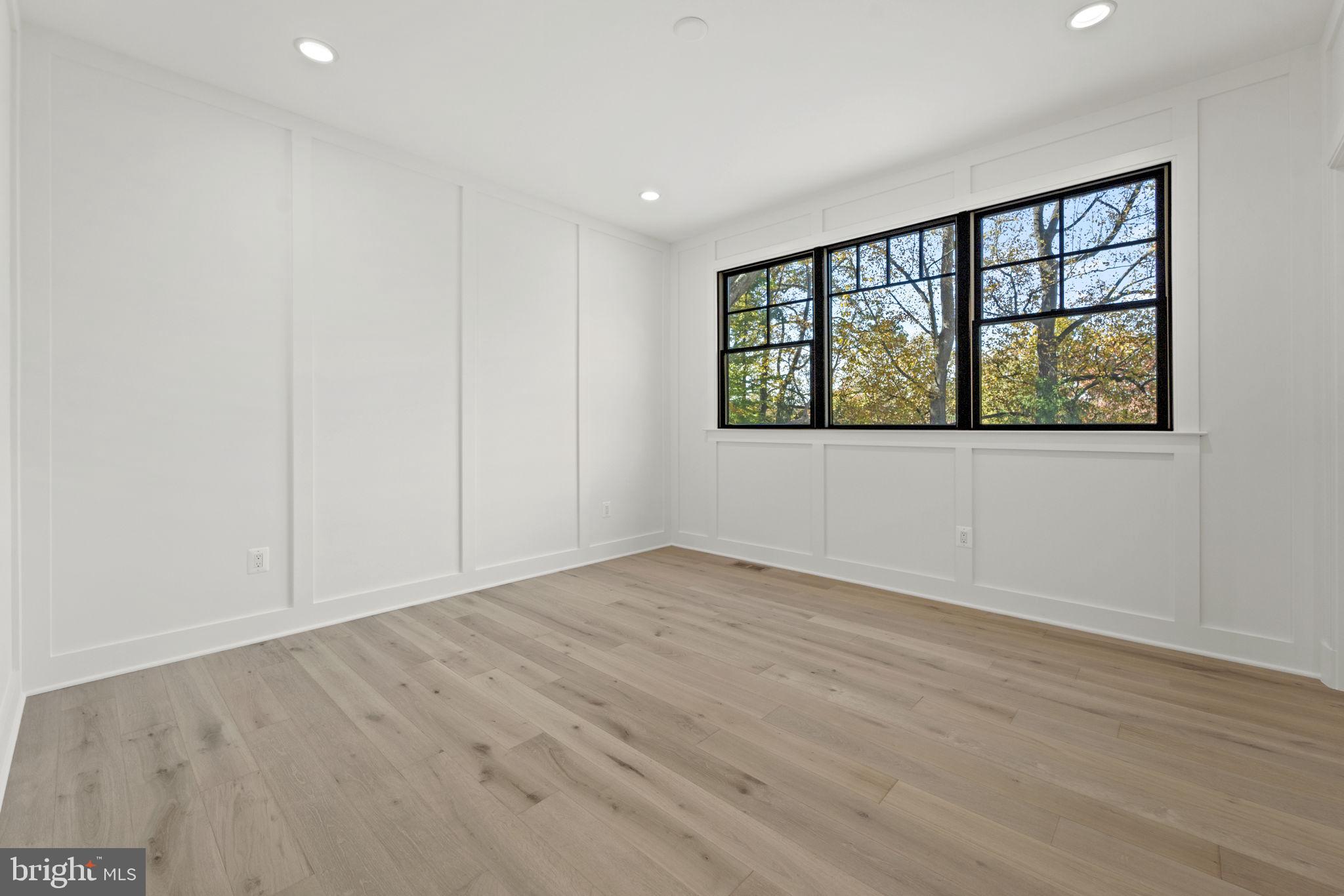 KENWOOD PARK - Residential