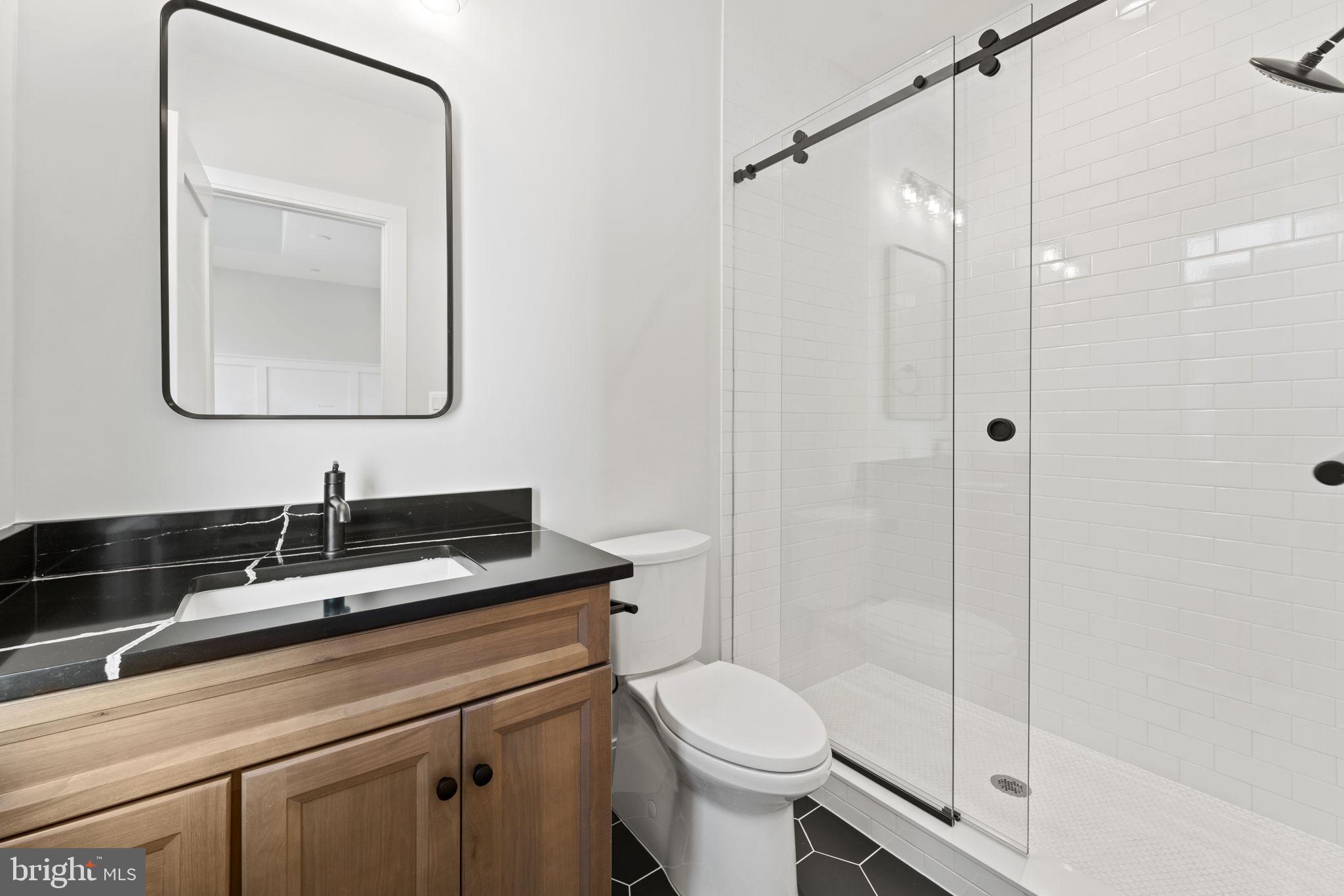 KENWOOD PARK - Residential