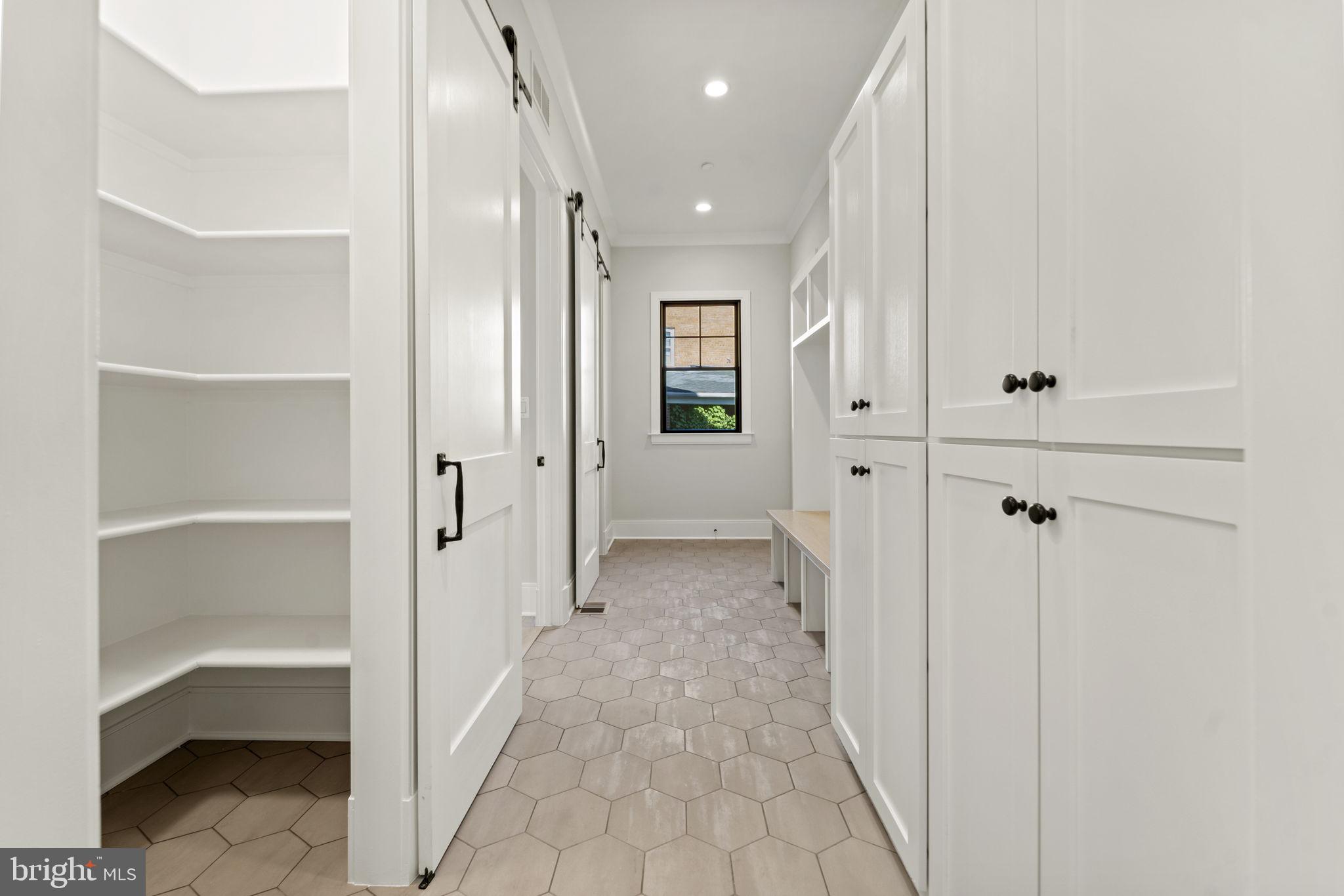 KENWOOD PARK - Residential