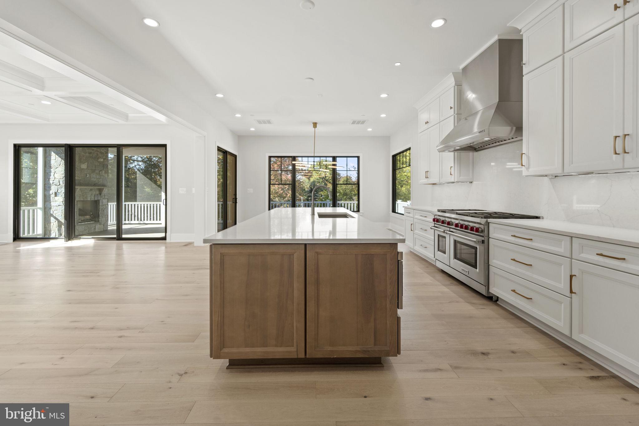 KENWOOD PARK - Residential