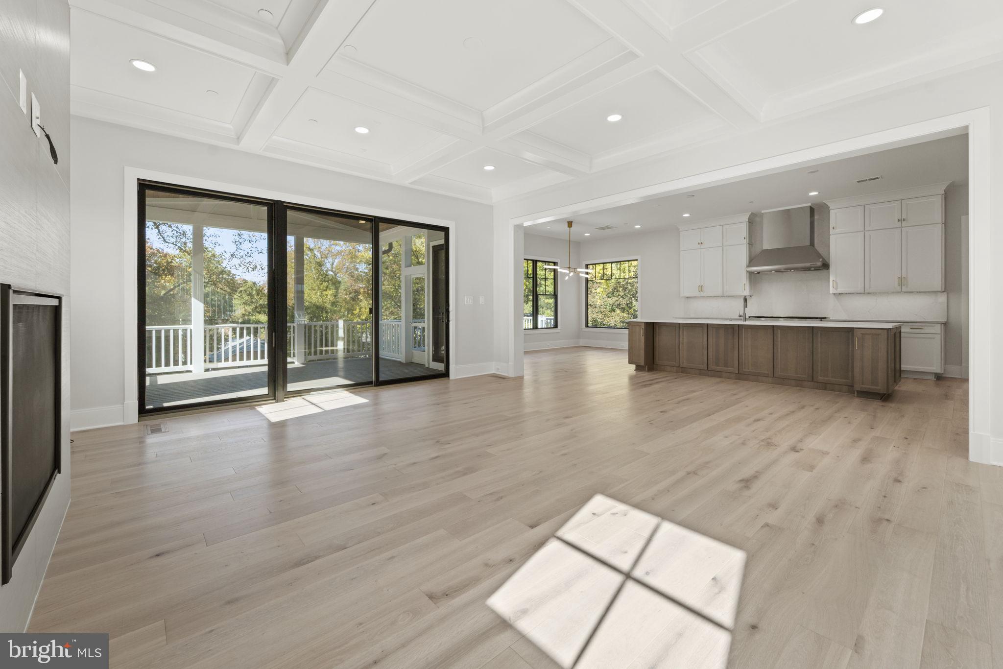 KENWOOD PARK - Residential