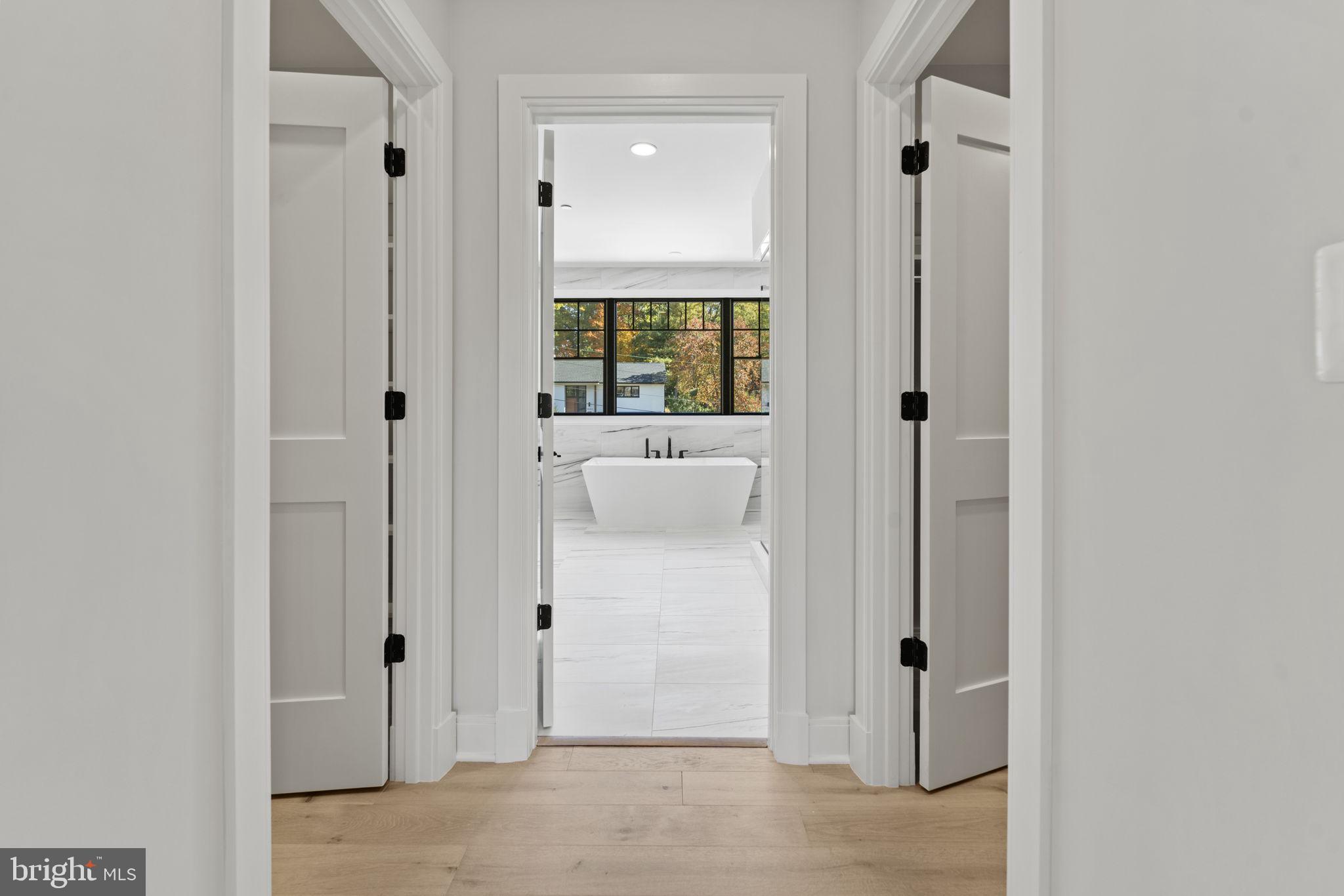 KENWOOD PARK - Residential