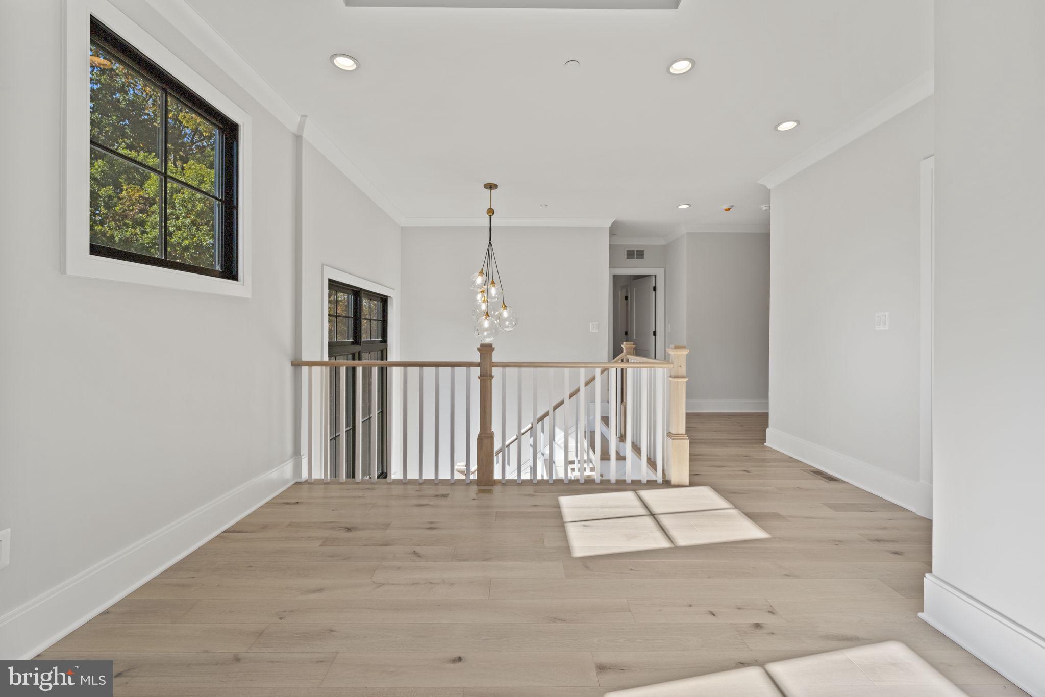 KENWOOD PARK - Residential