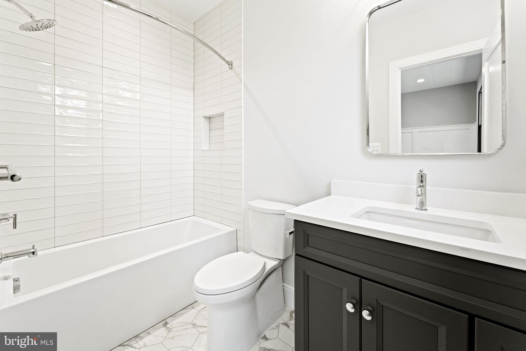 KENWOOD PARK - Residential