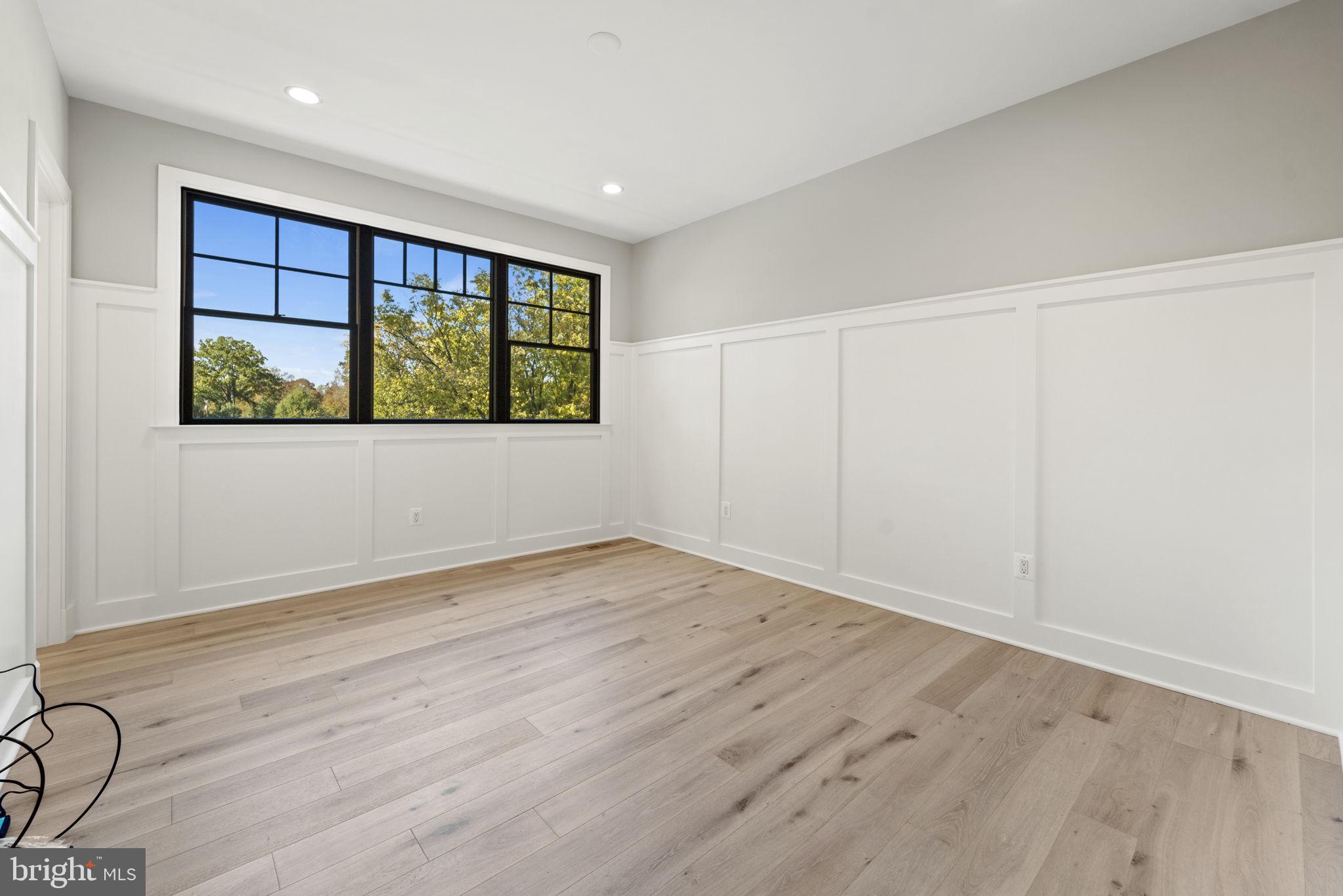 KENWOOD PARK - Residential