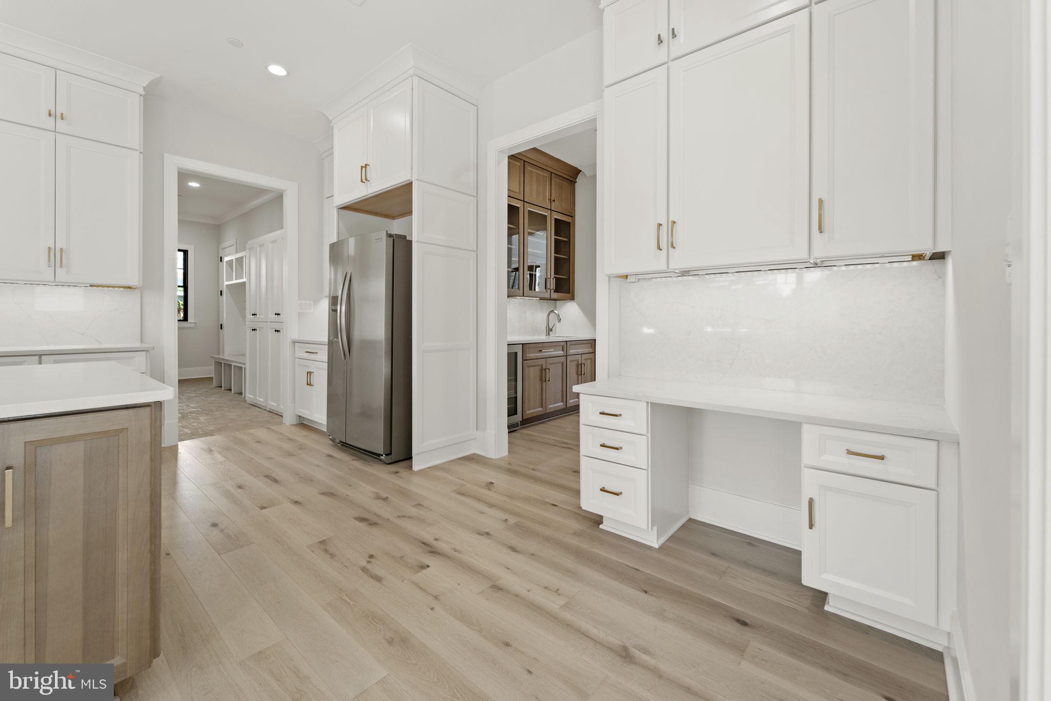 KENWOOD PARK - Residential