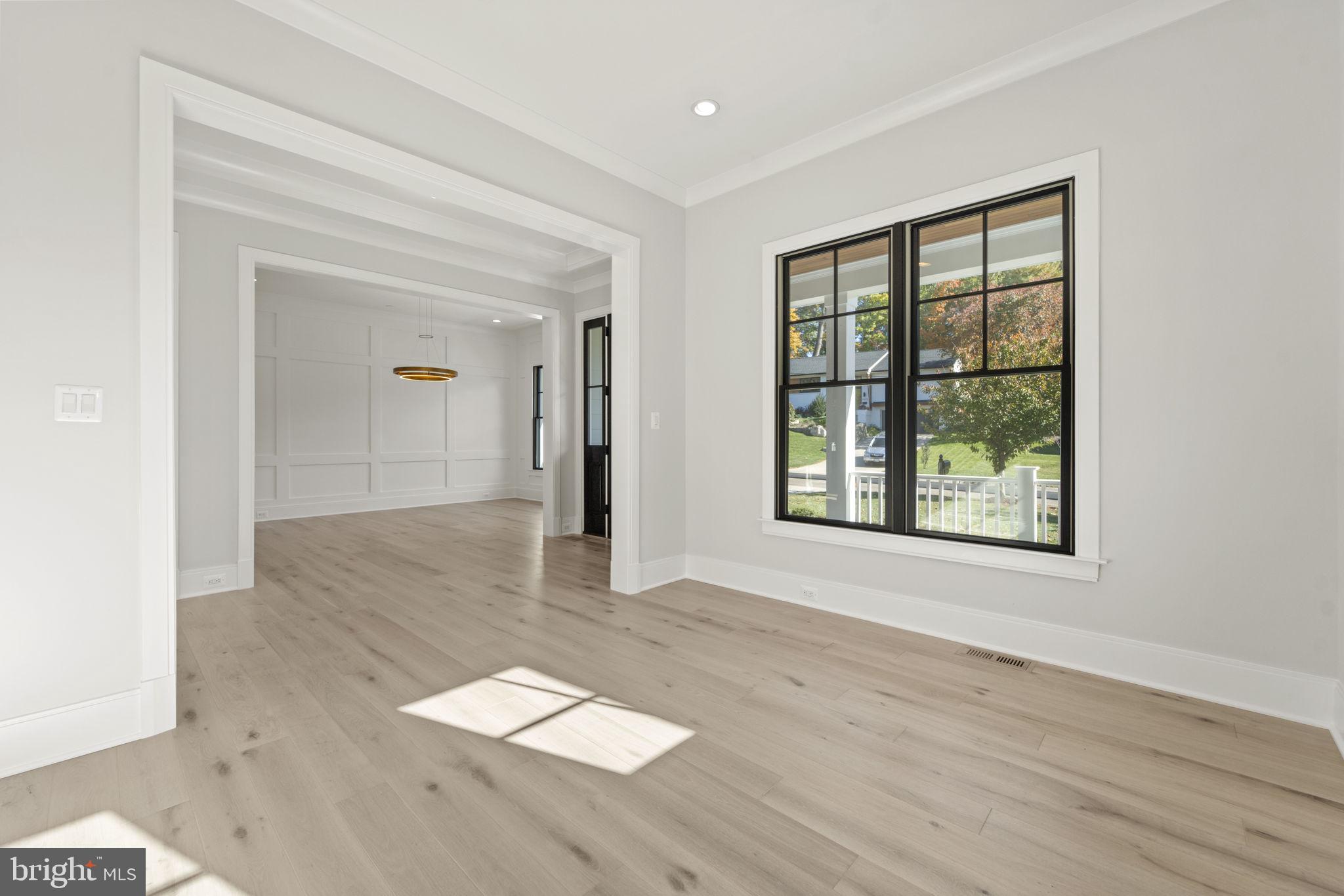 KENWOOD PARK - Residential