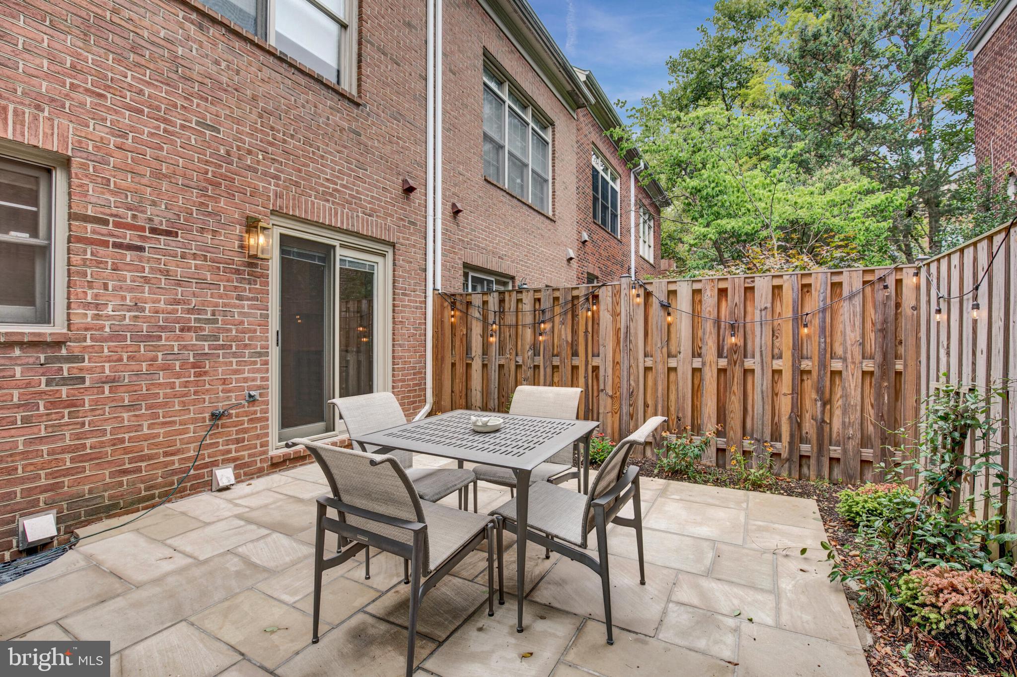 HIGHGATE - Residential Lease