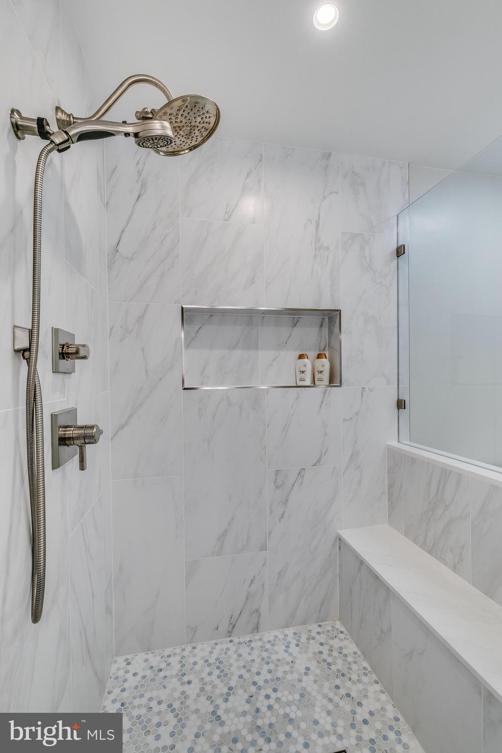 HIGHGATE - Residential Lease