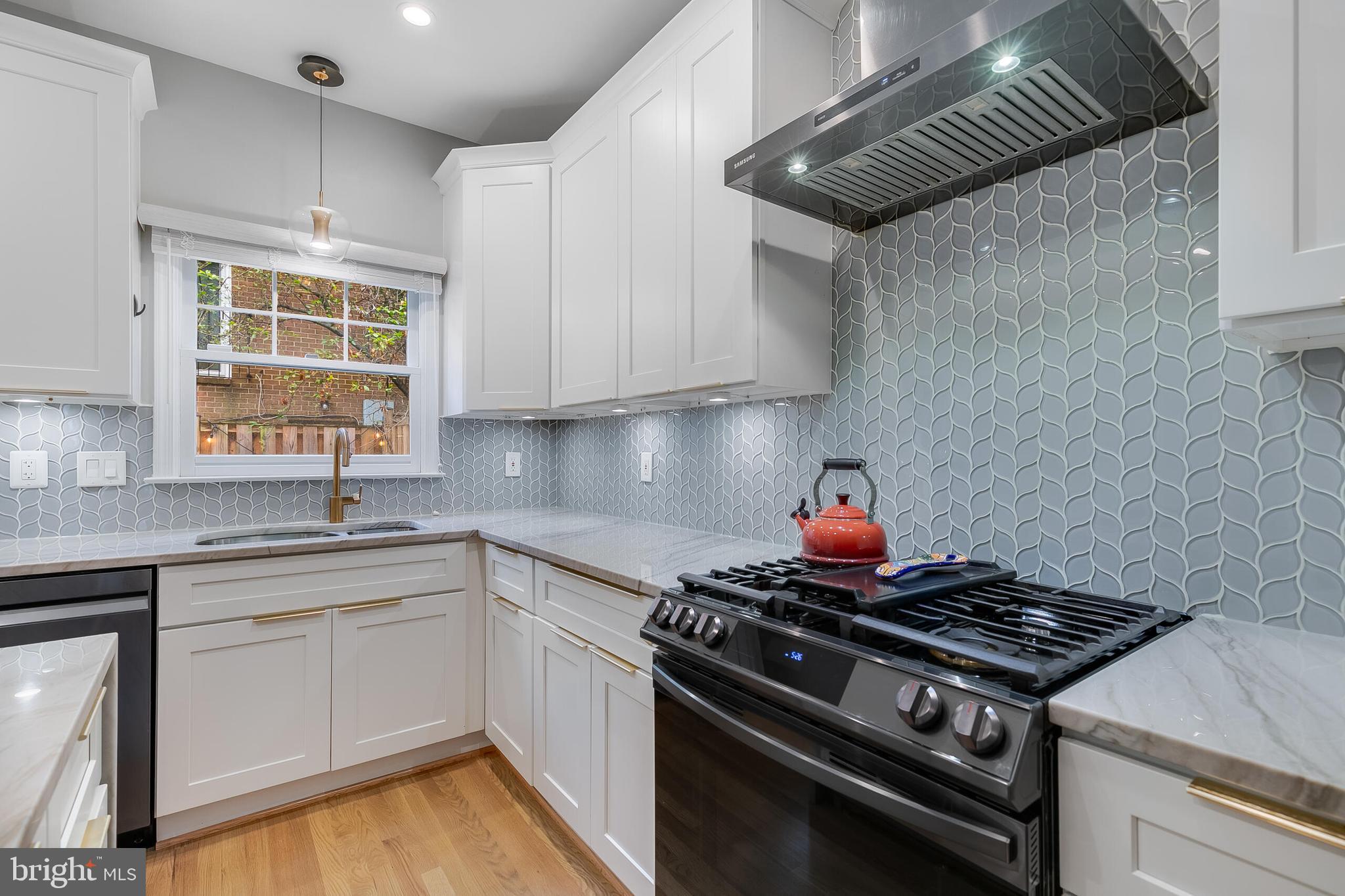 HIGHGATE - Residential Lease