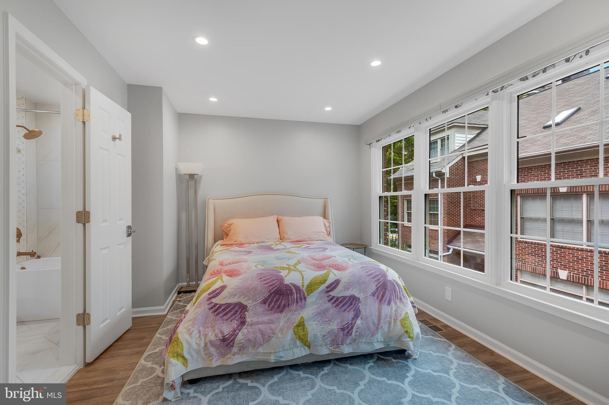 HIGHGATE - Residential Lease