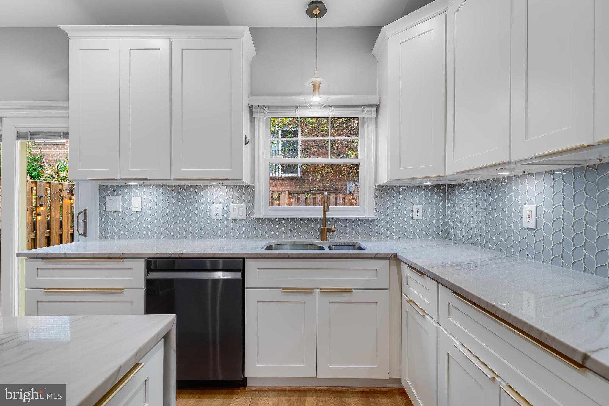 HIGHGATE - Residential Lease