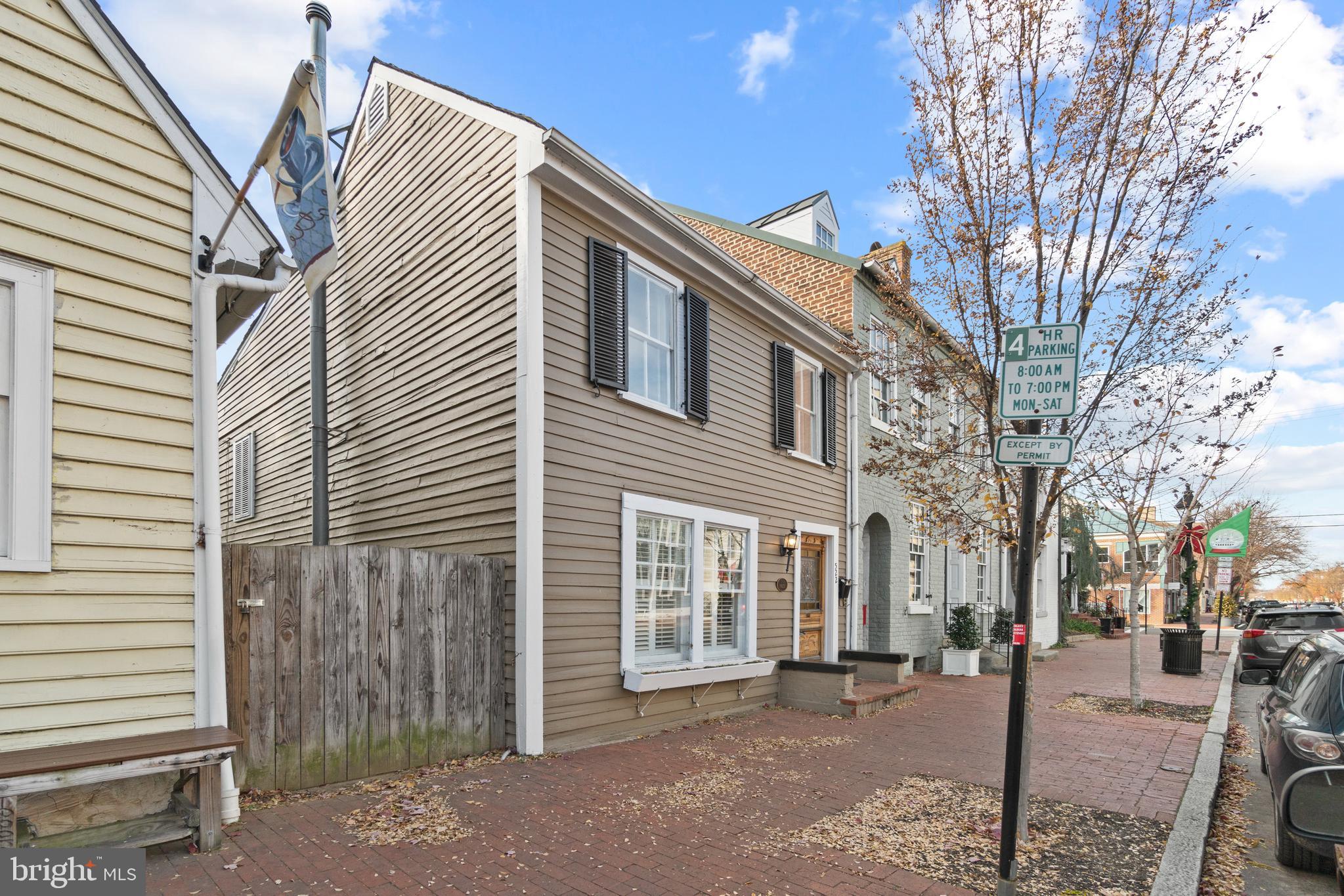 DOWNTOWN FREDERICKSBURG - Residential