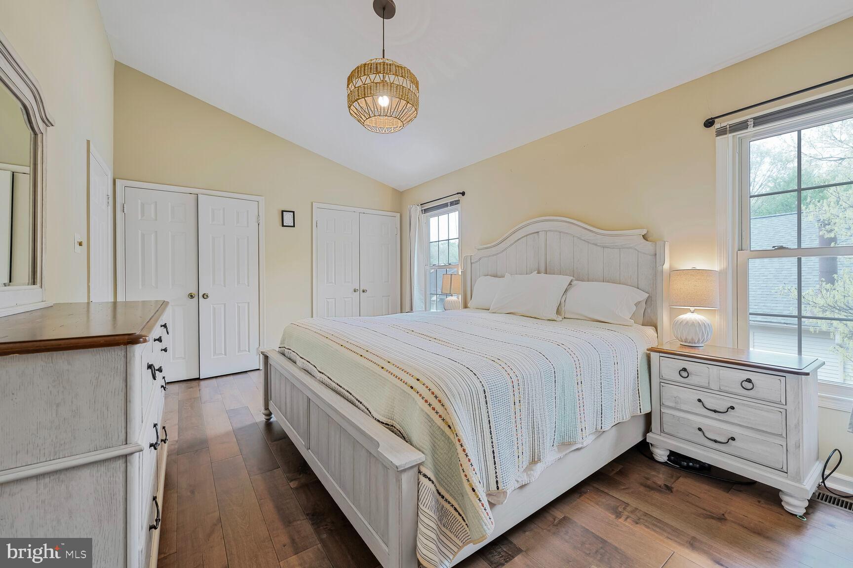 GROSVENOR PARK TOWNHOME CONDOMINIUMS - Residential