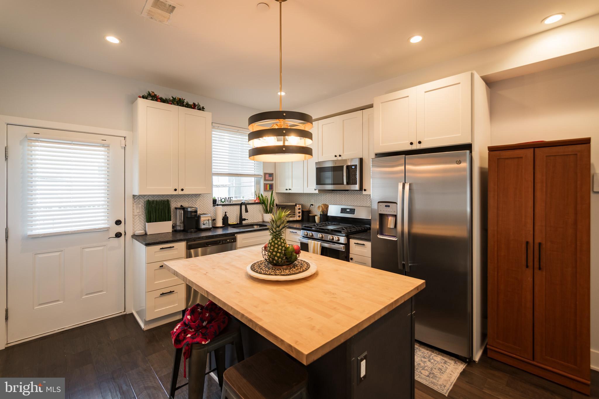 POINT BREEZE - Residential Lease