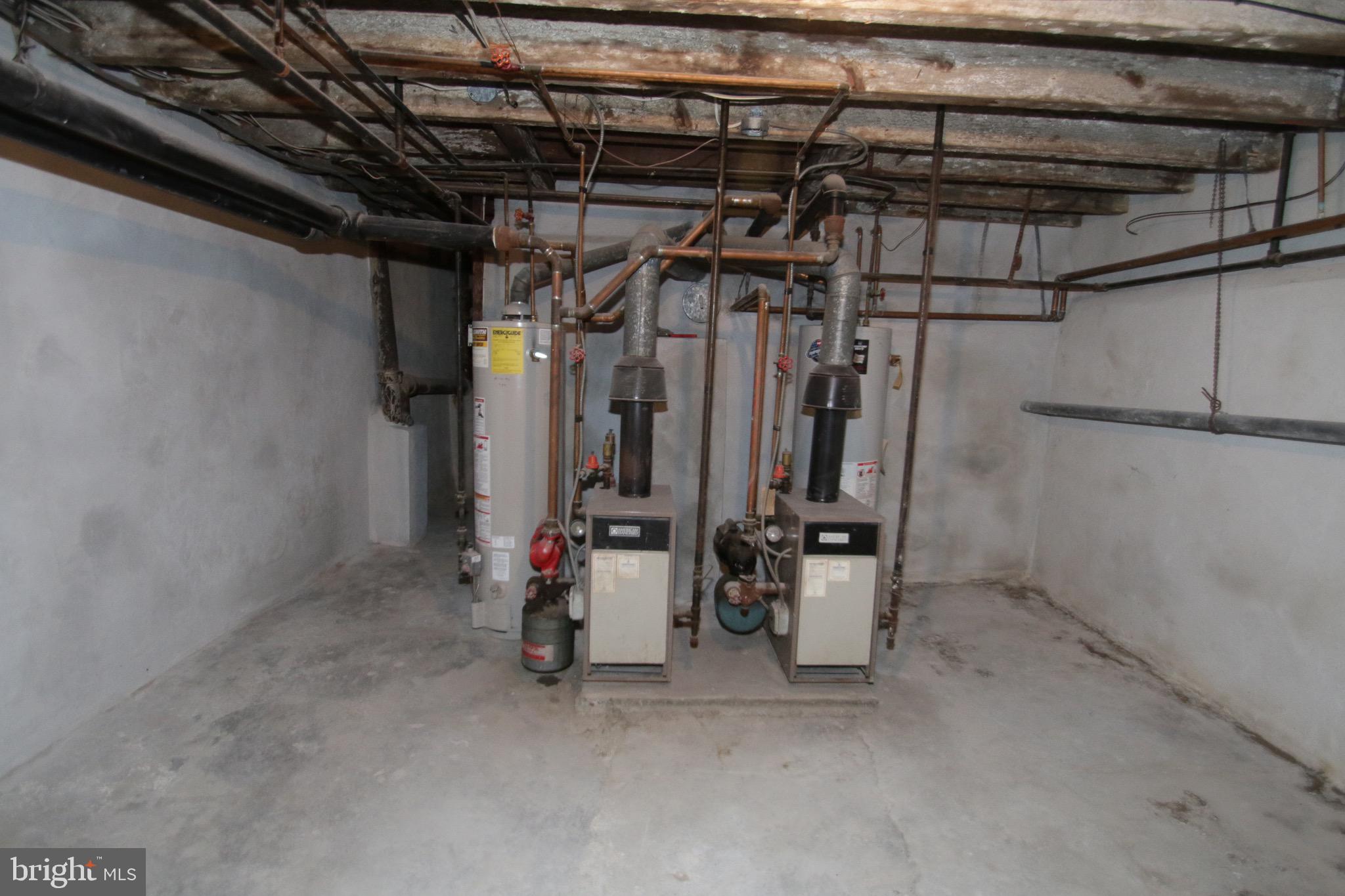 PASSYUNK SQUARE - Residential Lease