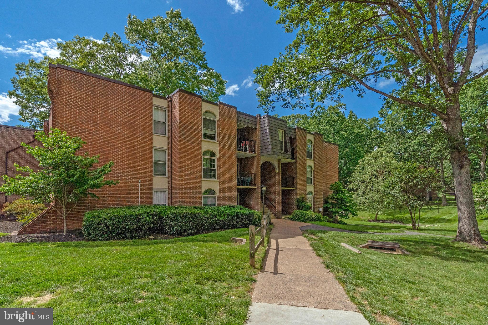 3328 WOODBURN VILLAGE DRIVE 14