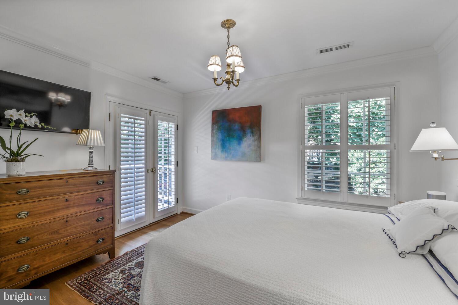 YATES GARDENS - Residential