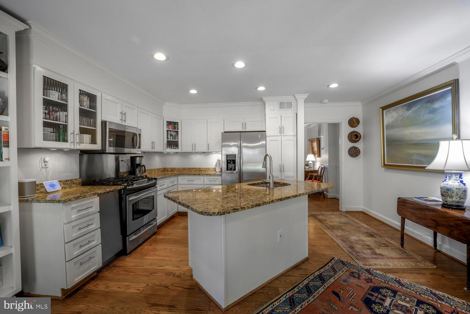 YATES GARDENS - Residential