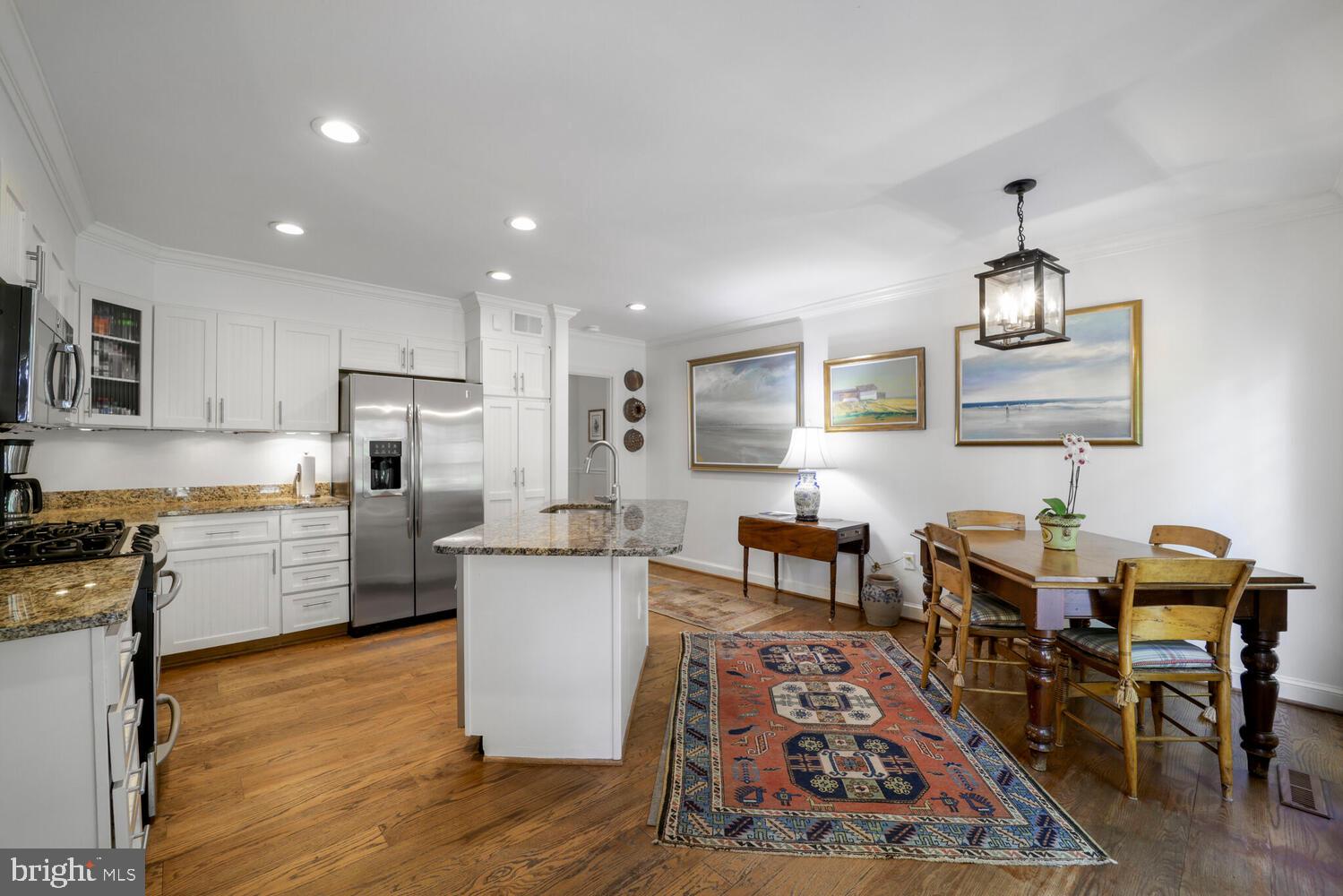 YATES GARDENS - Residential