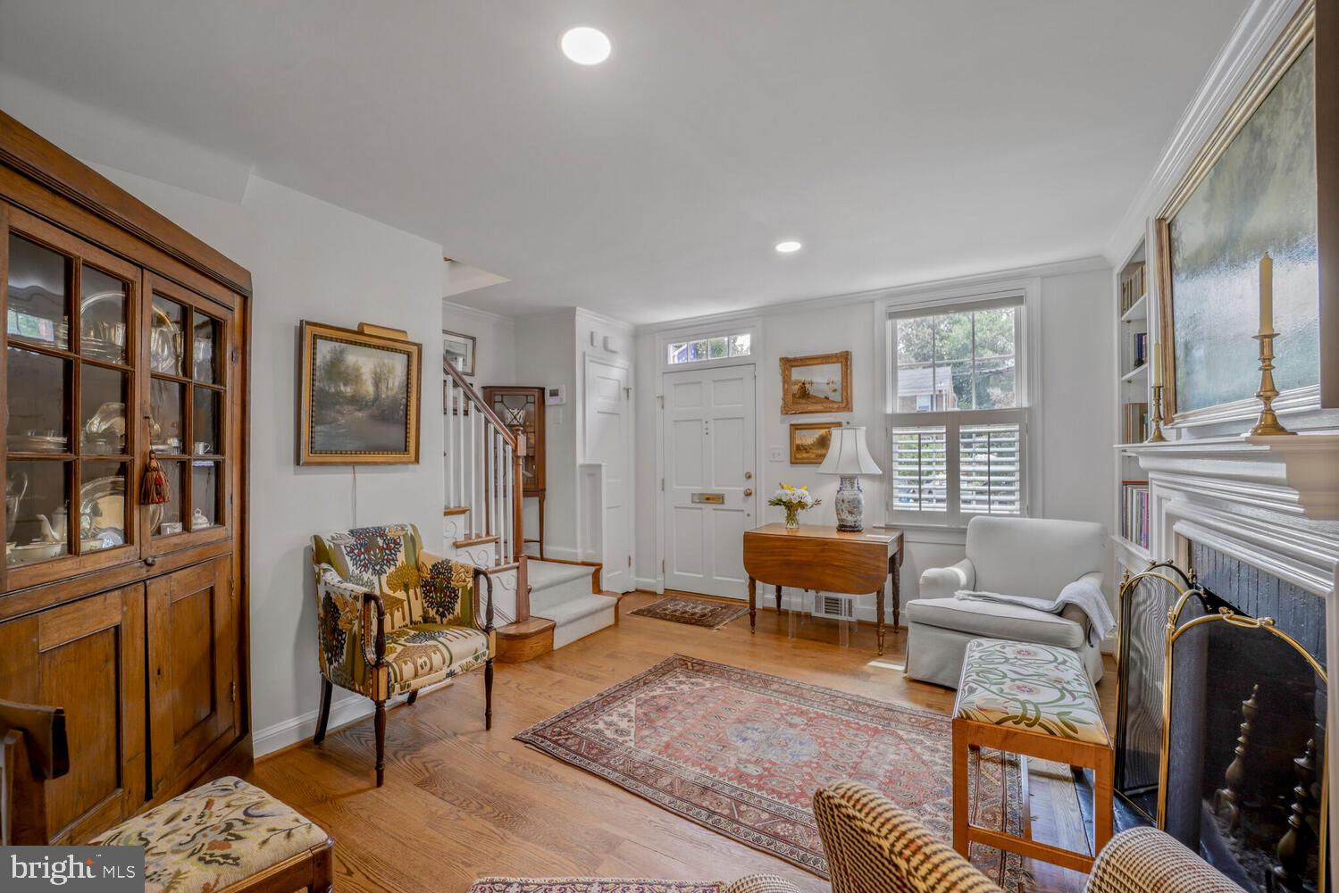 YATES GARDENS - Residential