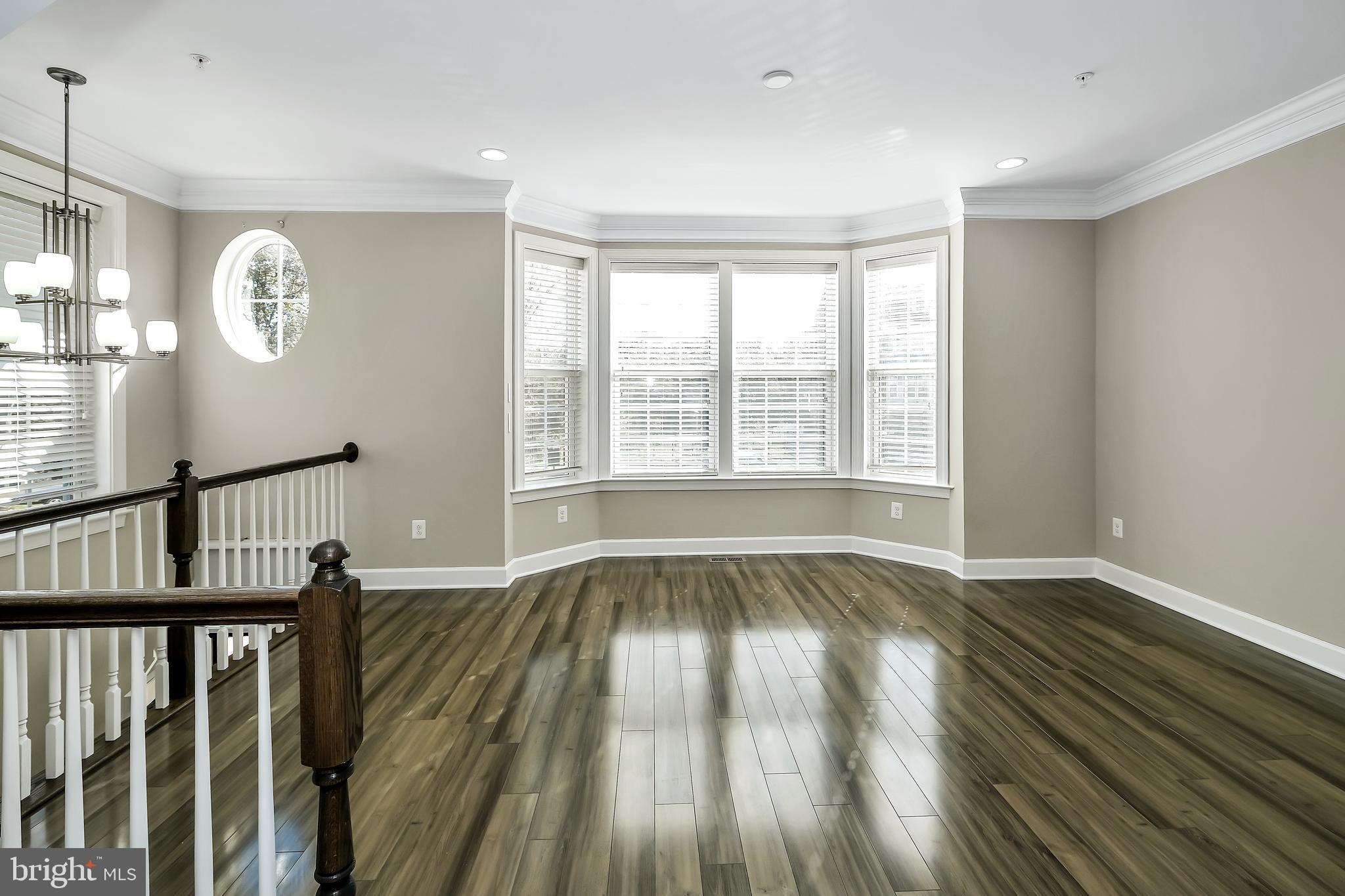 HAMILTON PARK - Residential