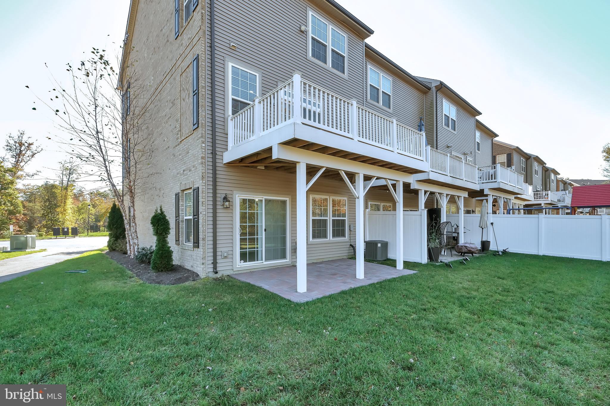 HAMILTON PARK - Residential