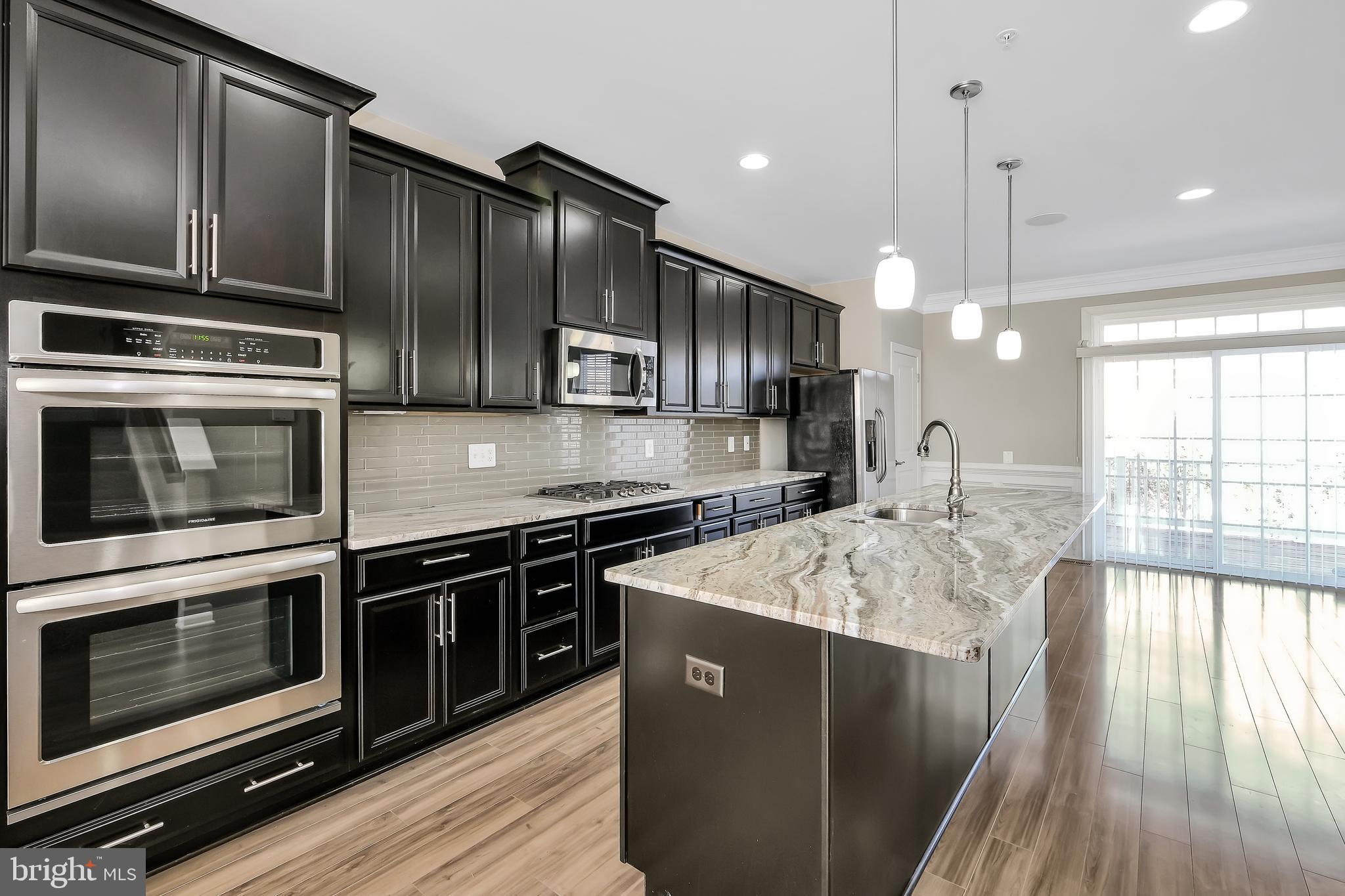 HAMILTON PARK - Residential