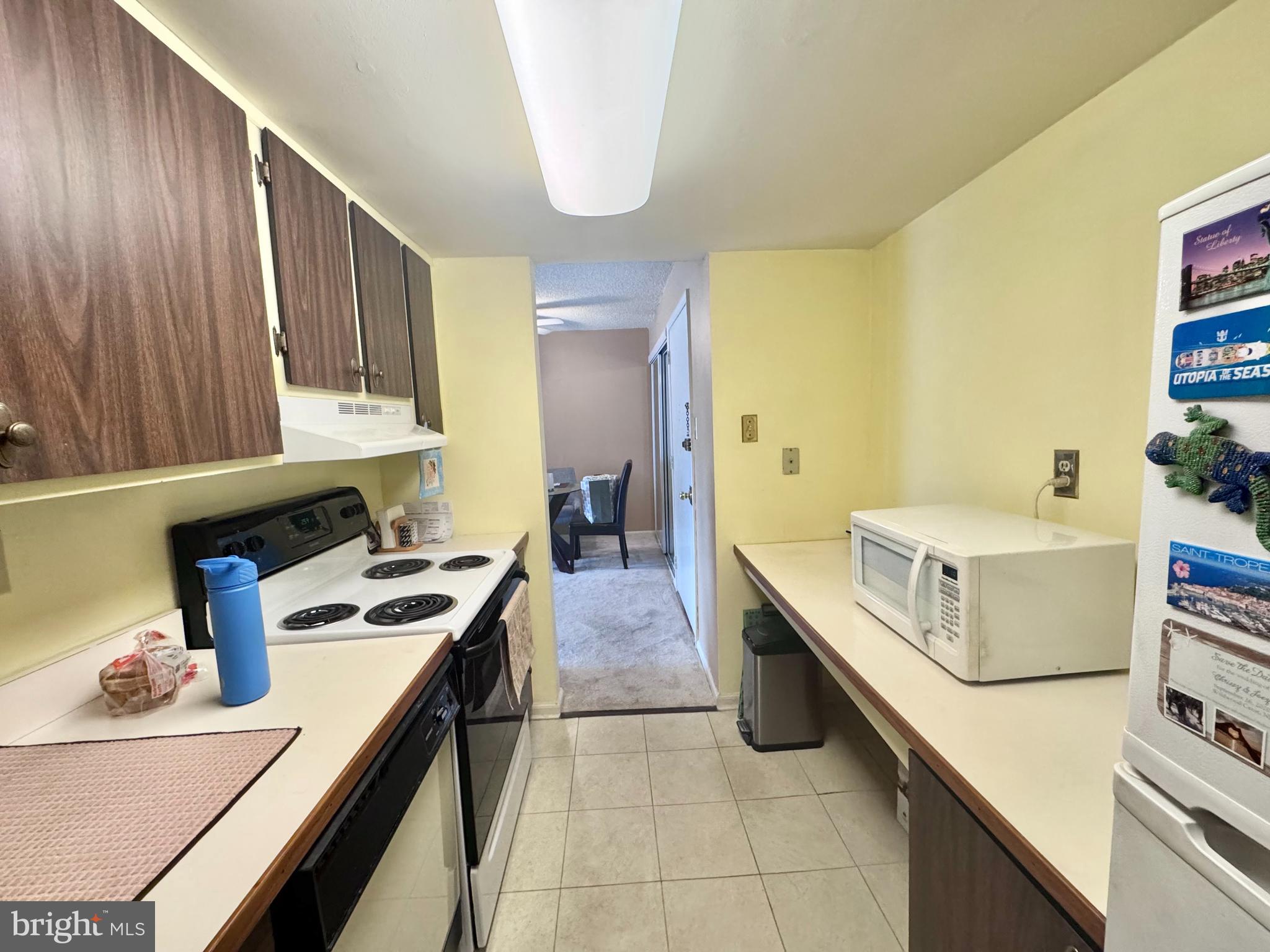 CHATHAM VIL OF TOW - Residential