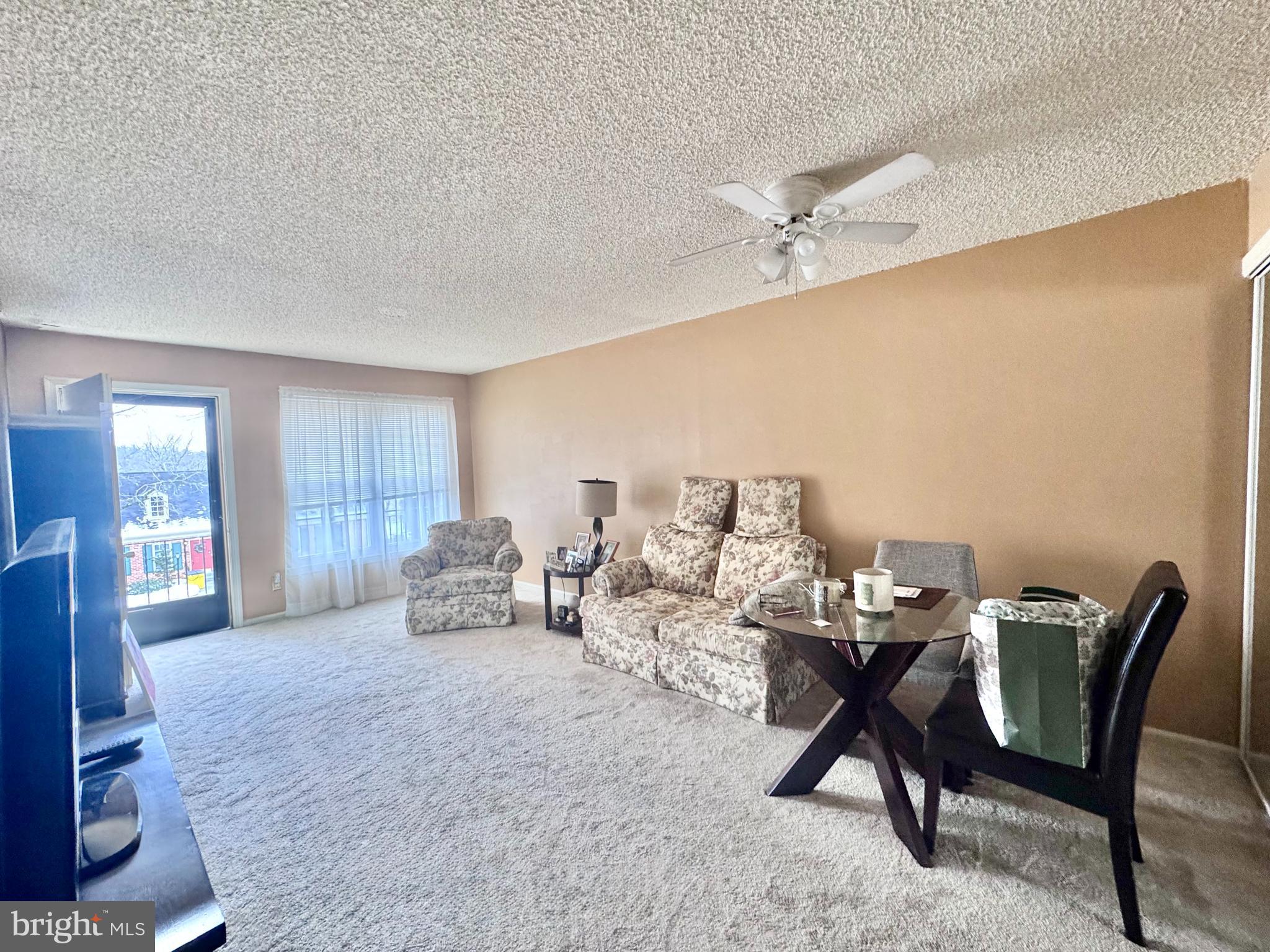 CHATHAM VIL OF TOW - Residential